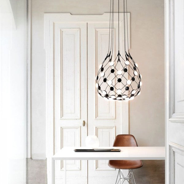 Freyza - Mesh Pendant Light