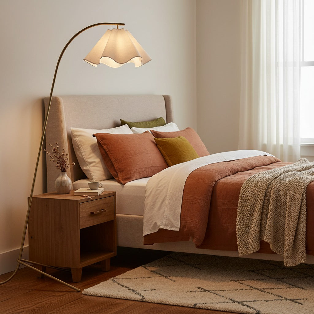 Freyza | Curve Modern Fabric Floor Lamp