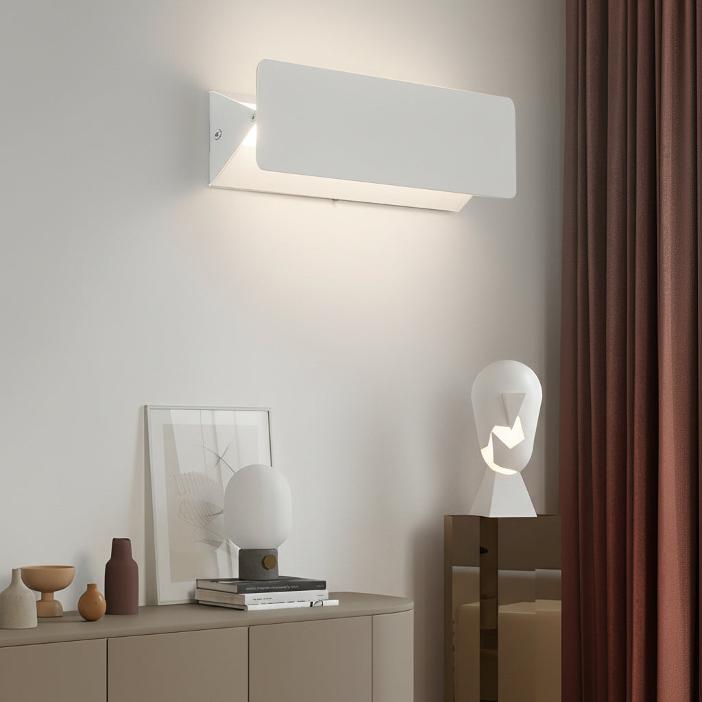 Freyza - Nordic Linear LED Wall Sconce – 270° Rotatable Adjustable Light (White Aluminum)