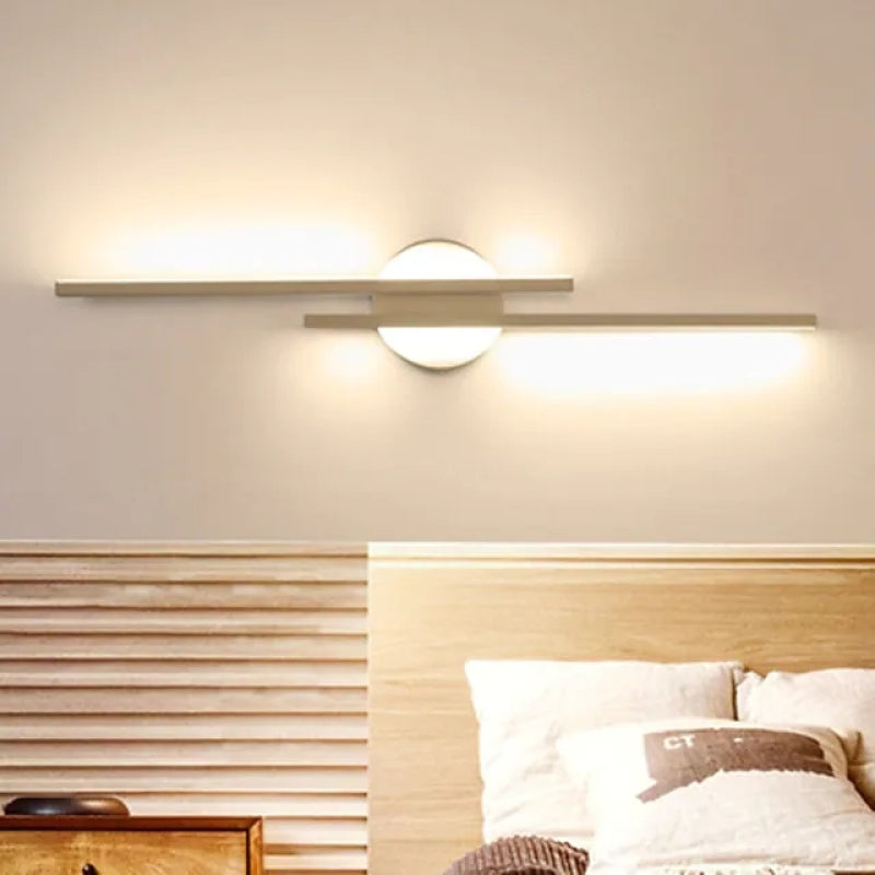Freyza | Applique murale d’intérieur nordique moderne noire et blanche Elgo – Chambre et salon modernes