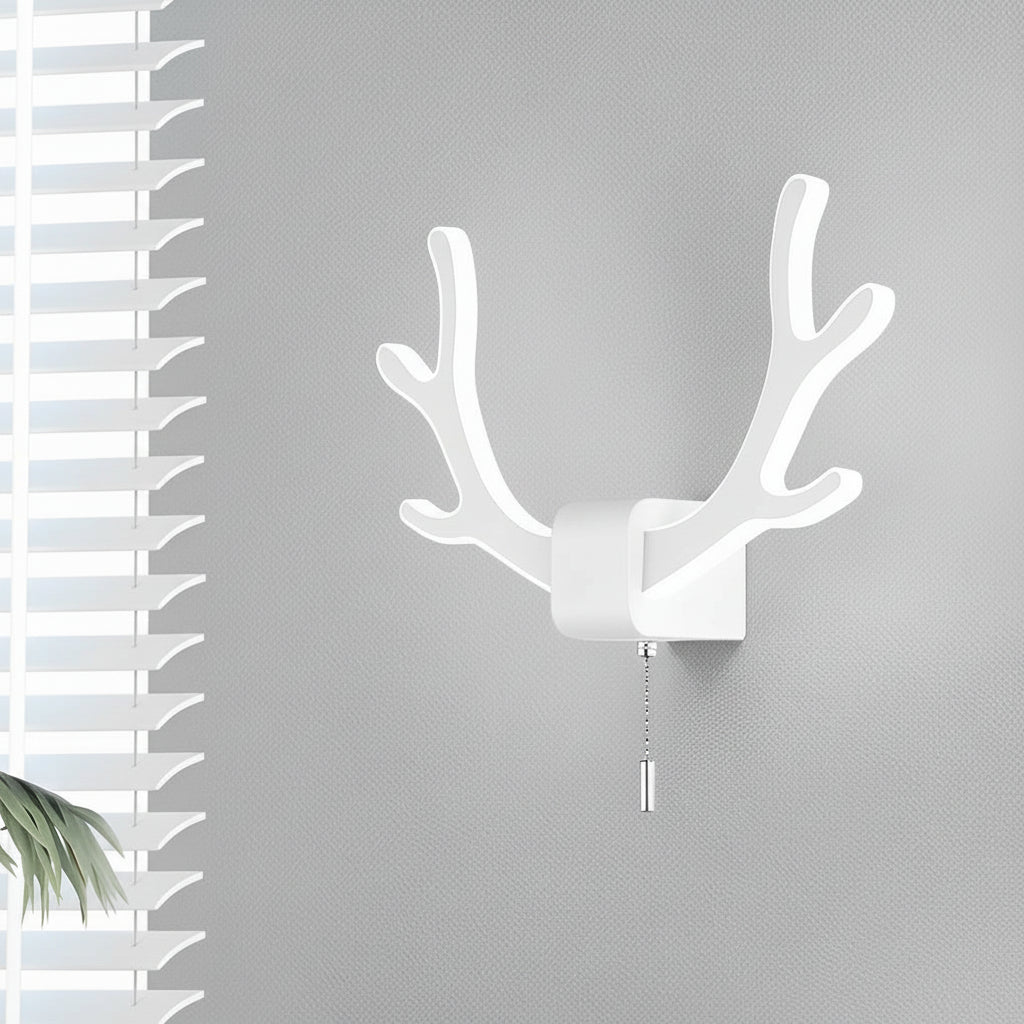 Freyza - LED Wall Sconce Light – Modern Antler Iron Pull Switch (30x20cm / 12x8in)
