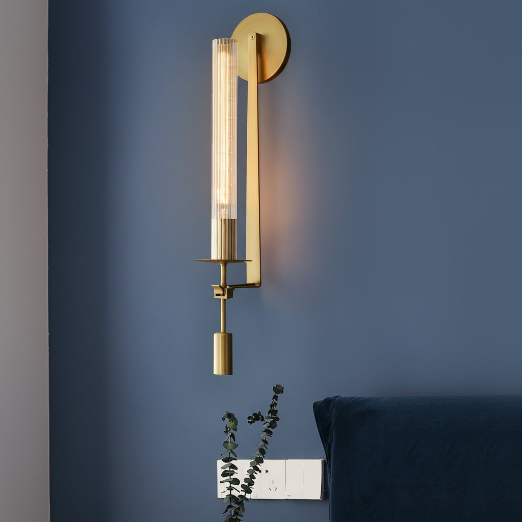 Freyza - Modern Crystal Plug-In Wall Sconce – Luxury Glass LED Bedside Lamp (Gold/Silver)