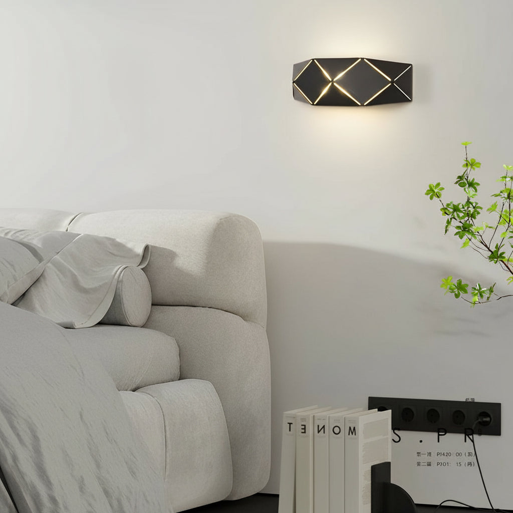 Freyza - LED Wall Sconce Light – Modern Minimalist Geometric Iron Acrylic (25x9cm / 9.8x3.5in)