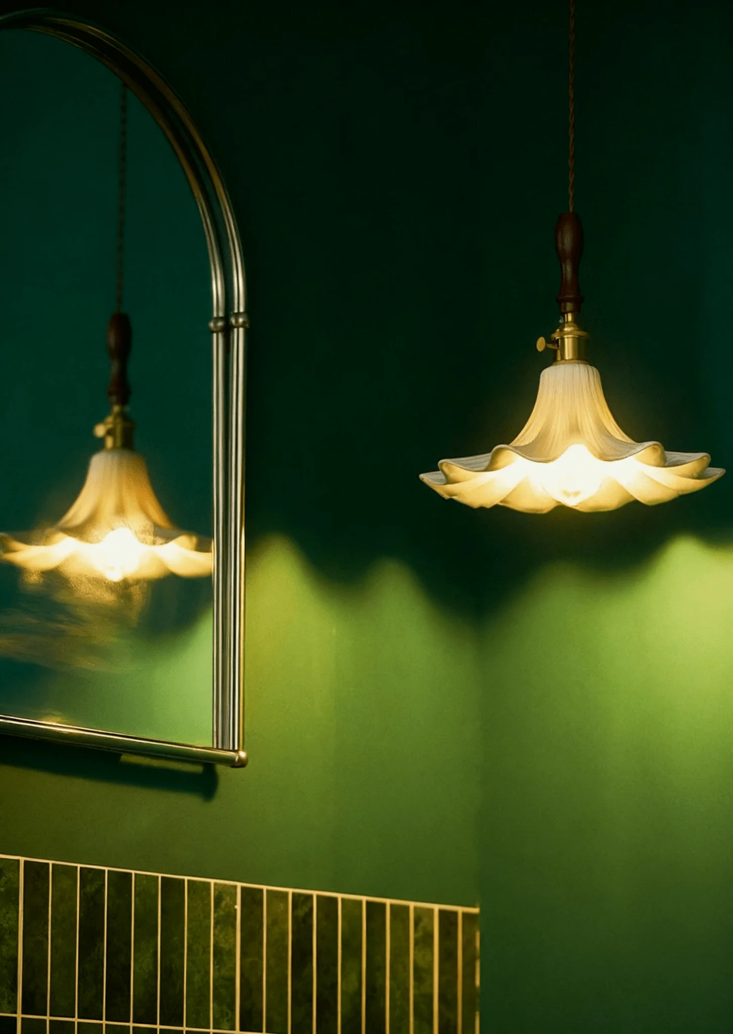Freyza - Bloom Ceramic Pendant Light