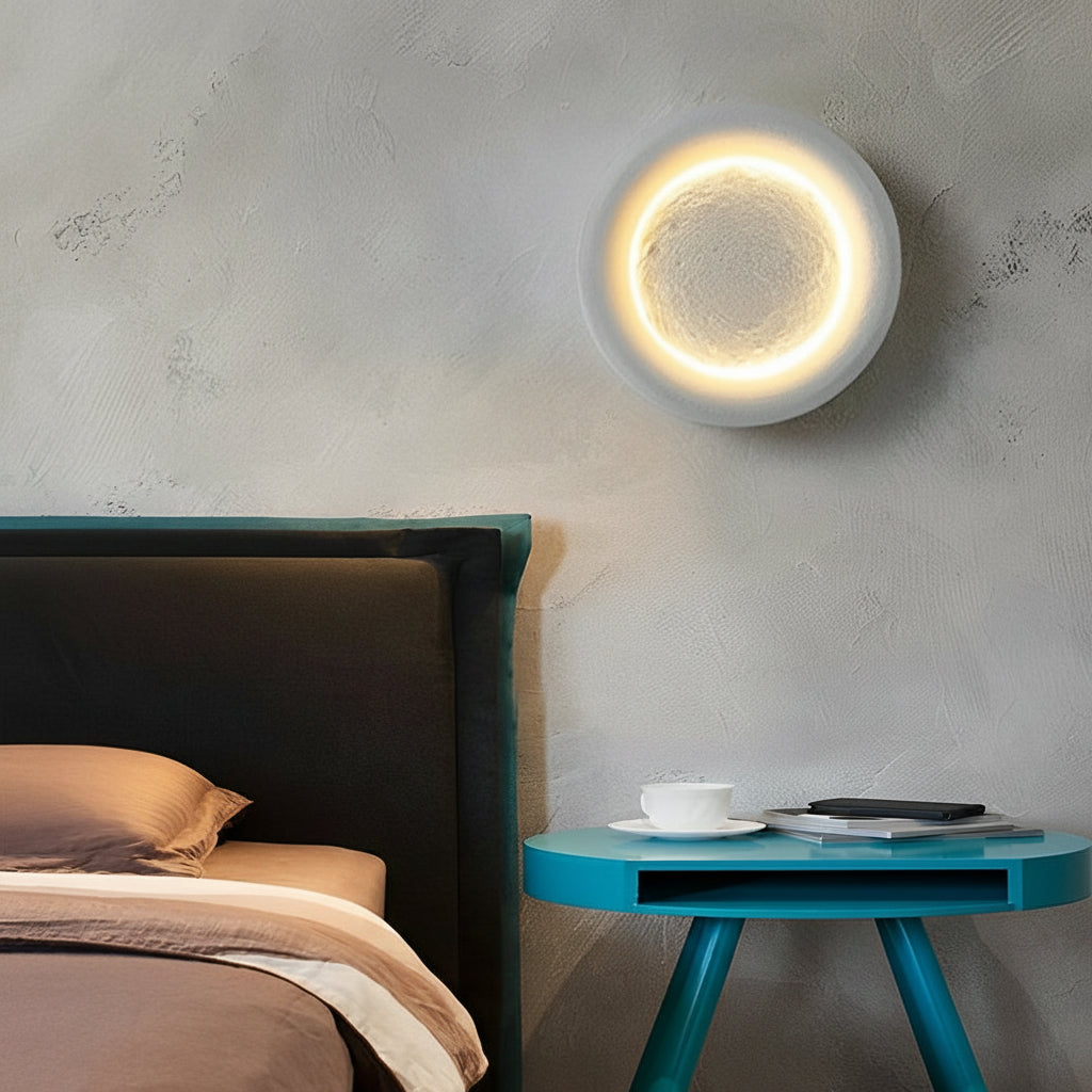 Freyza - LED Wall Sconce Light – Modern Nordic Moon Resin (28cm / 11in)