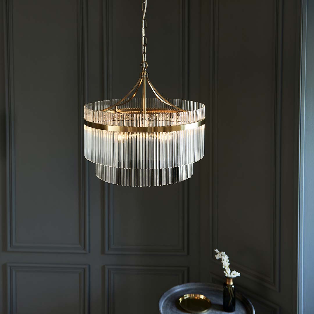 Suspension de plafond Freyza – Marietta à 5 lumières en laiton antique