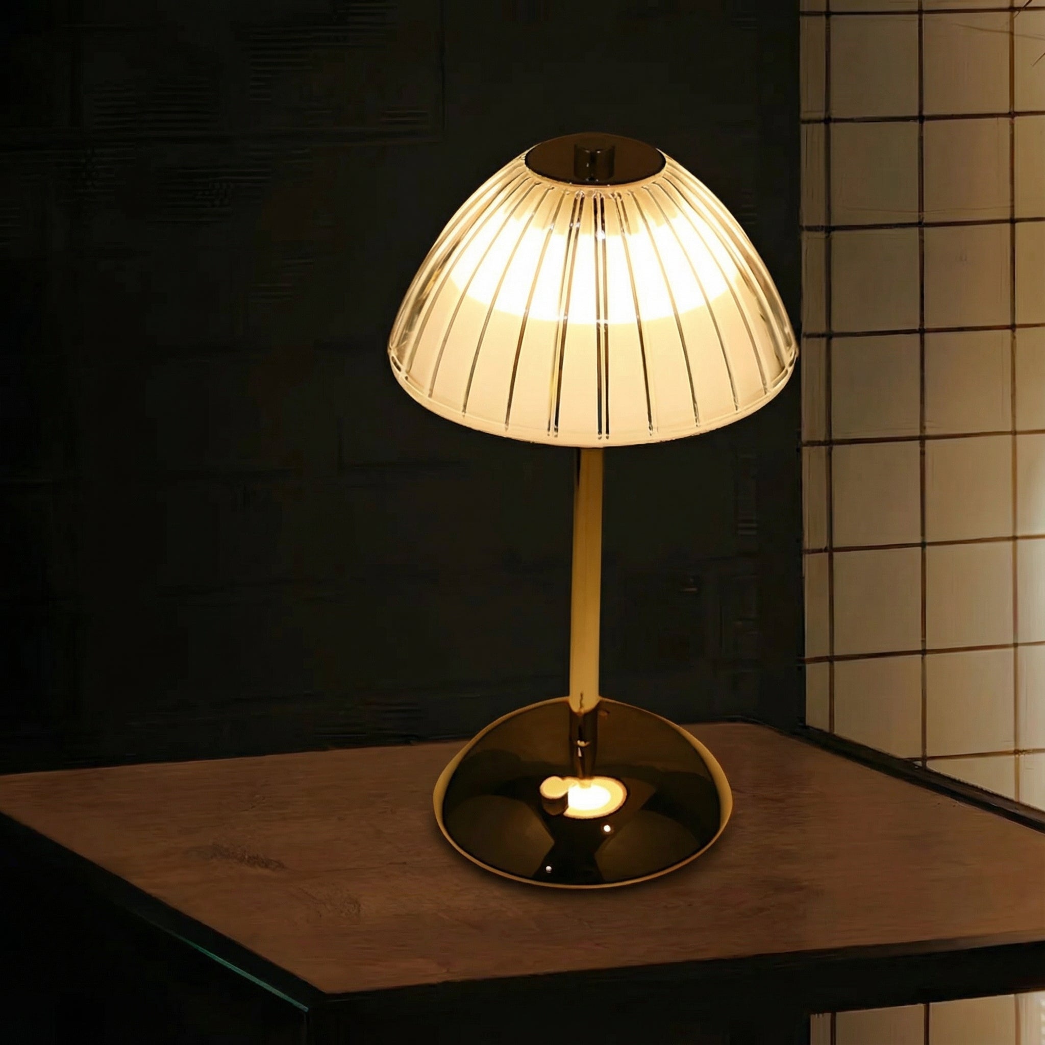 Freyza - Cordless LED Table Lamp – Brushed Brass Metal, Battery Operated Dimmable Bedside Light 30cm
