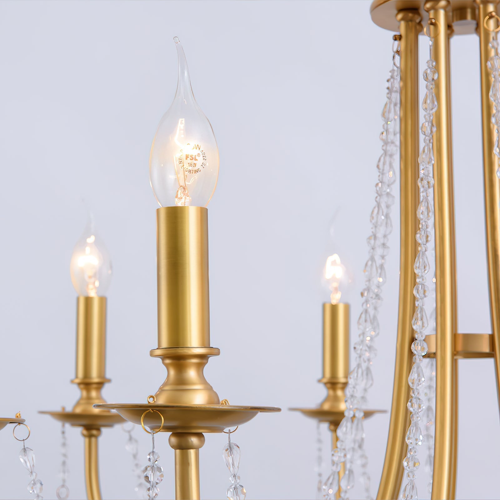 Freyza | Acroma moderner traditioneller Kristalllüster – modernes Esszimmer, Wohnzimmer