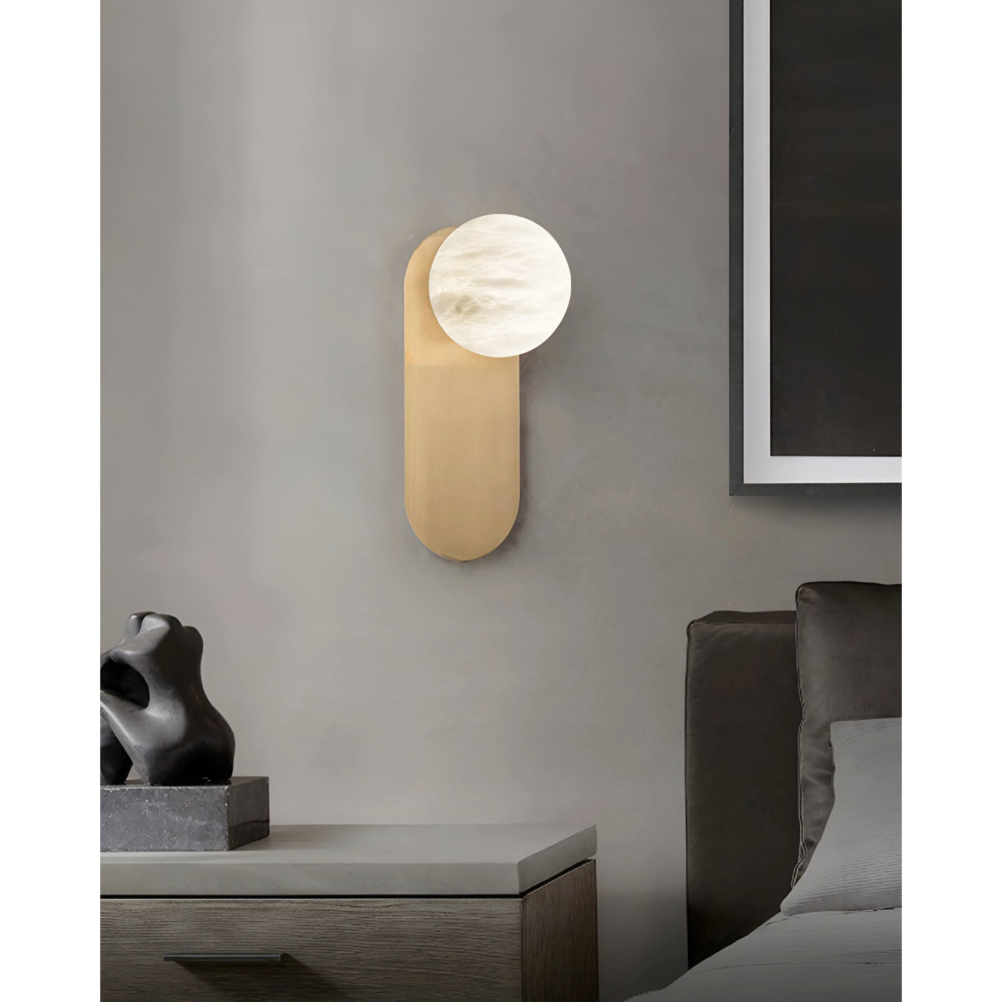 Freyza | Adrion moderne Alabaster-Wandleuchte – modernes Schlafzimmer und Flur