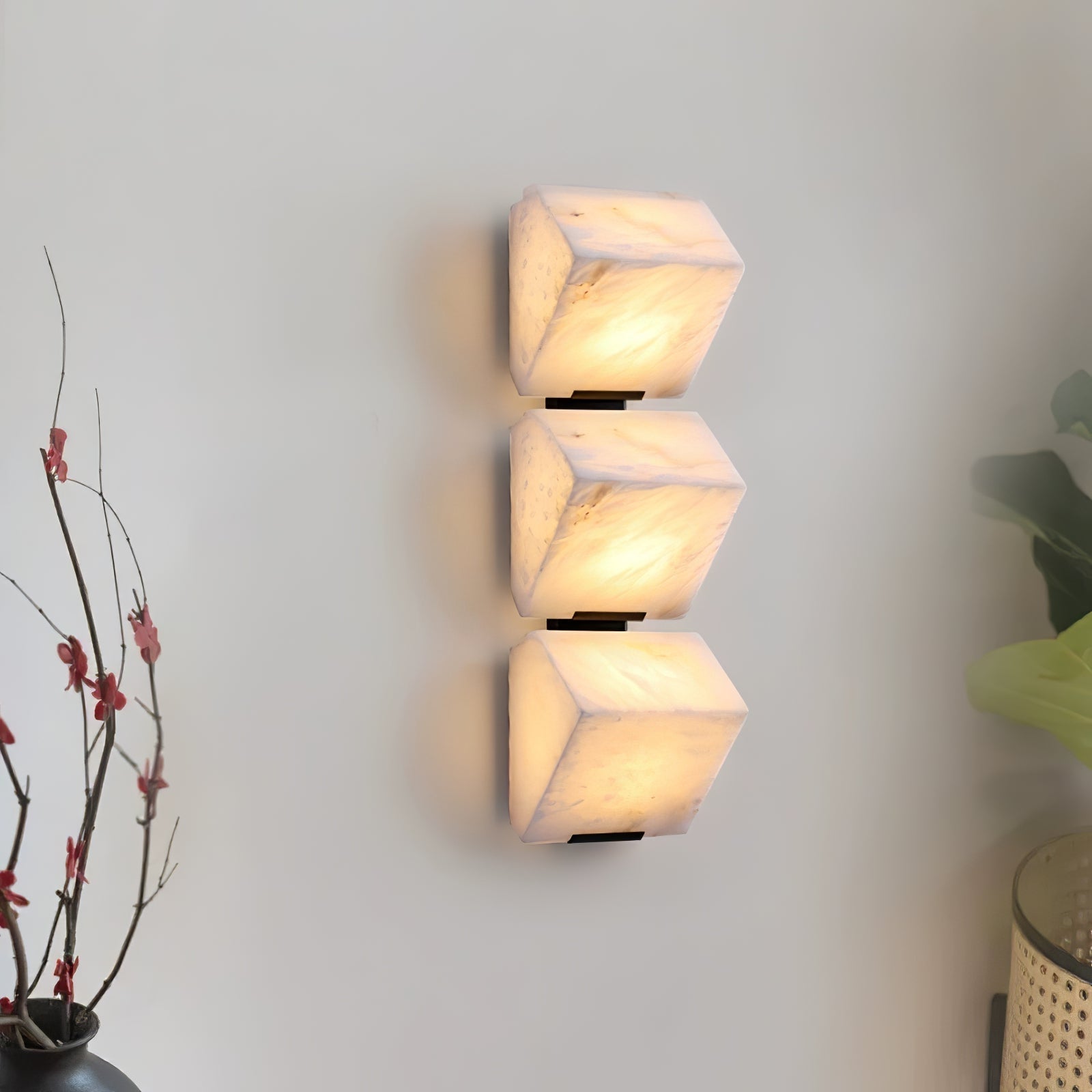 Freyza | Qvistuvyn Alabaster-Wandleuchte für Treppenhaus und Schlafzimmerflur