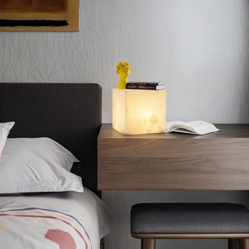 Alabastro | Elegant Modern Alabaster Table Lamp for Cozy Ambiance 4