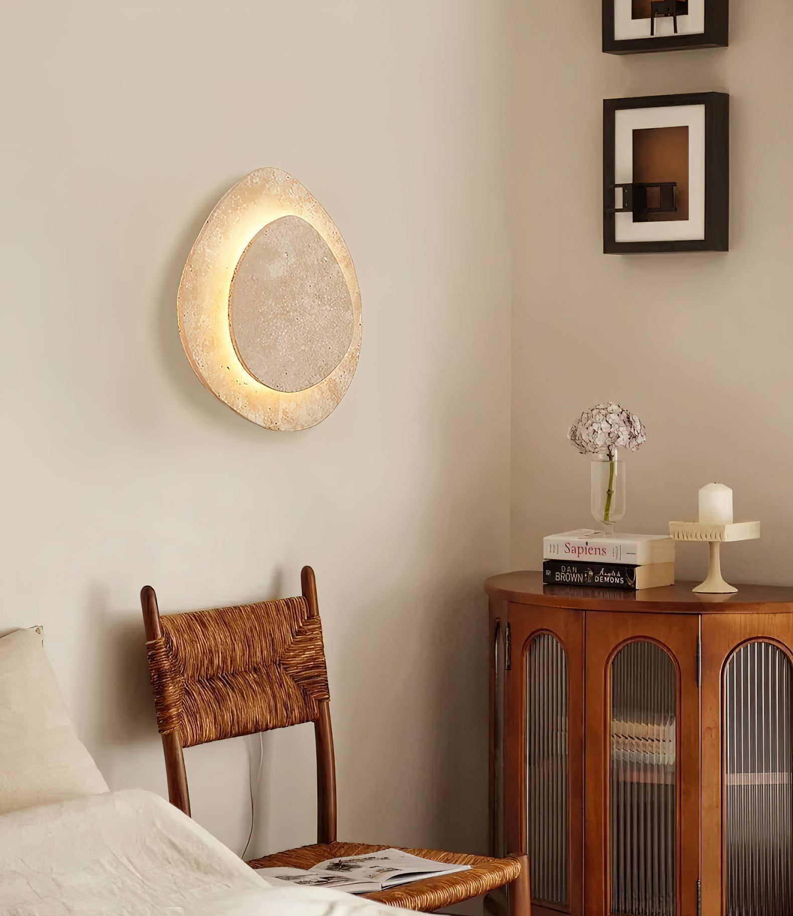 Freyza | Applique murale en travertin Yrvuvyn – Chambre, couloir