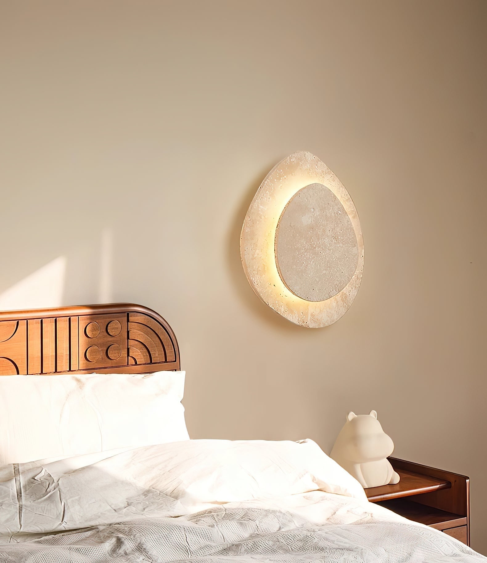 Freyza | Applique murale en travertin Yrvuvyn – Chambre, couloir