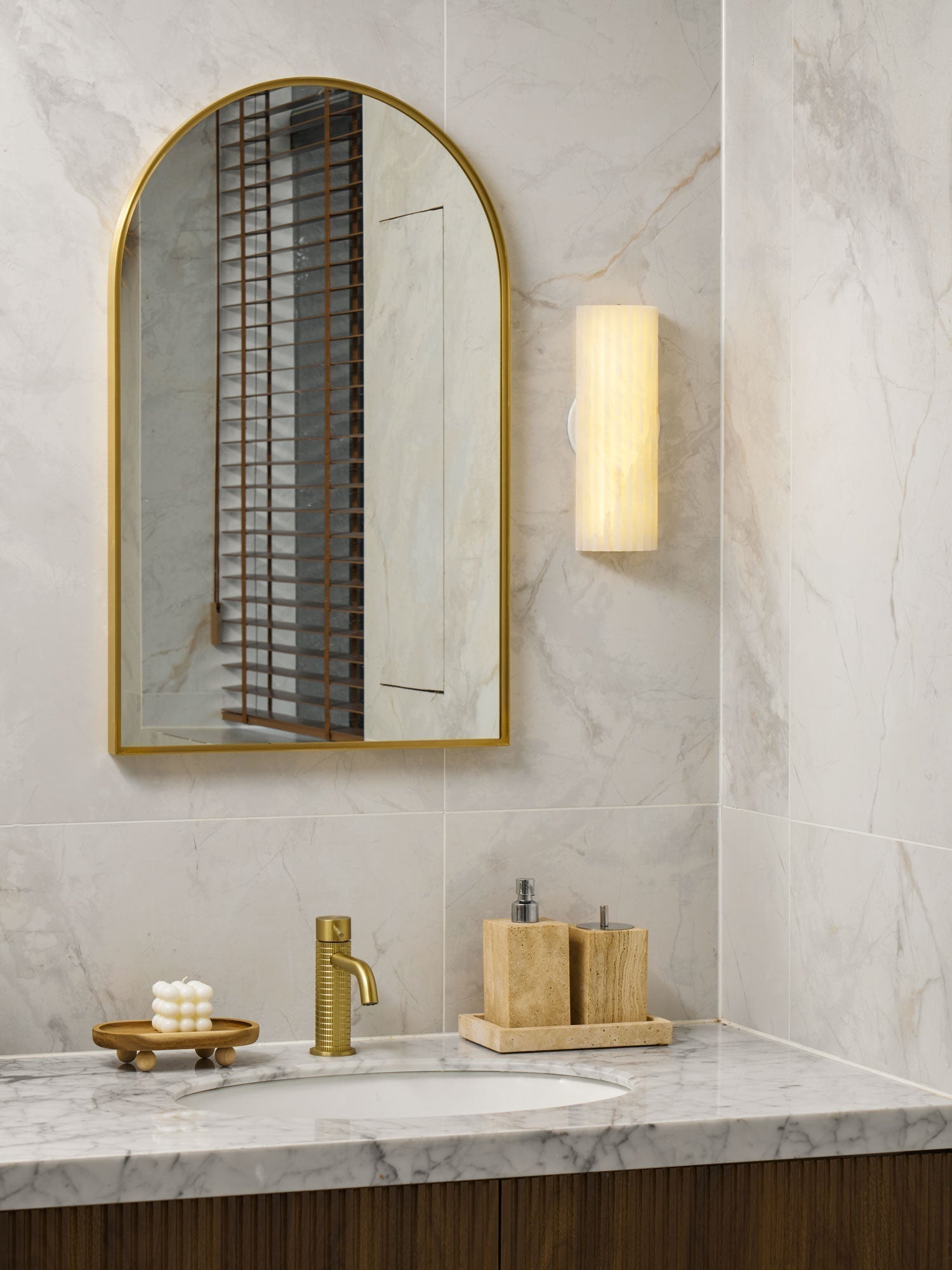 Freyza | Applique murale Alabaster Orcarion – Chambre, couloir