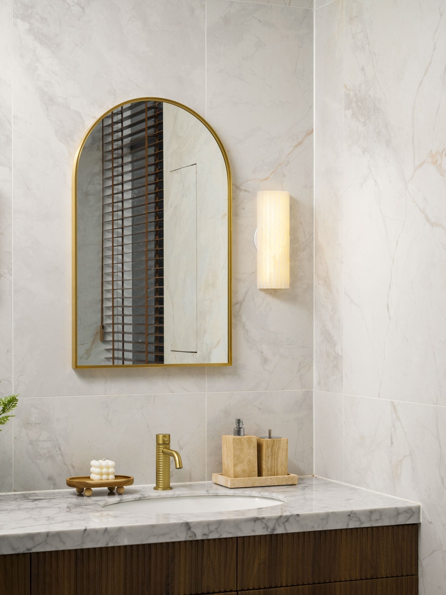 Freyza | Applique murale Alabaster Orcarion – Chambre, couloir
