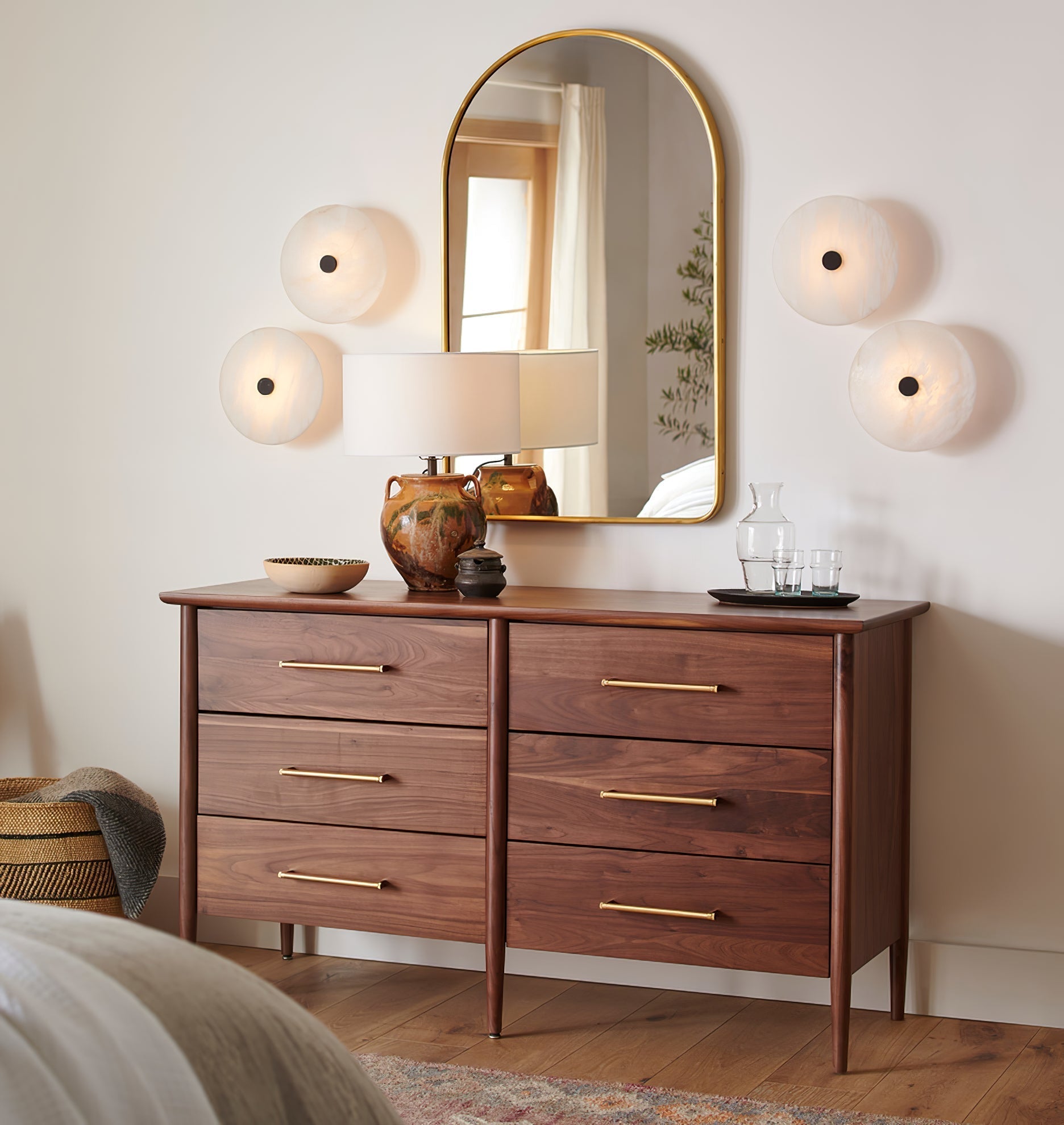 Freyza | Jarnbruvyn Modern Brass Brass Ceiling Light – Modern Bedroom Living Room