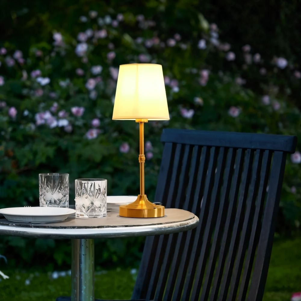 Aradal | Elegant Rechargeable Aluminum Table Lamp for Bedroom 1