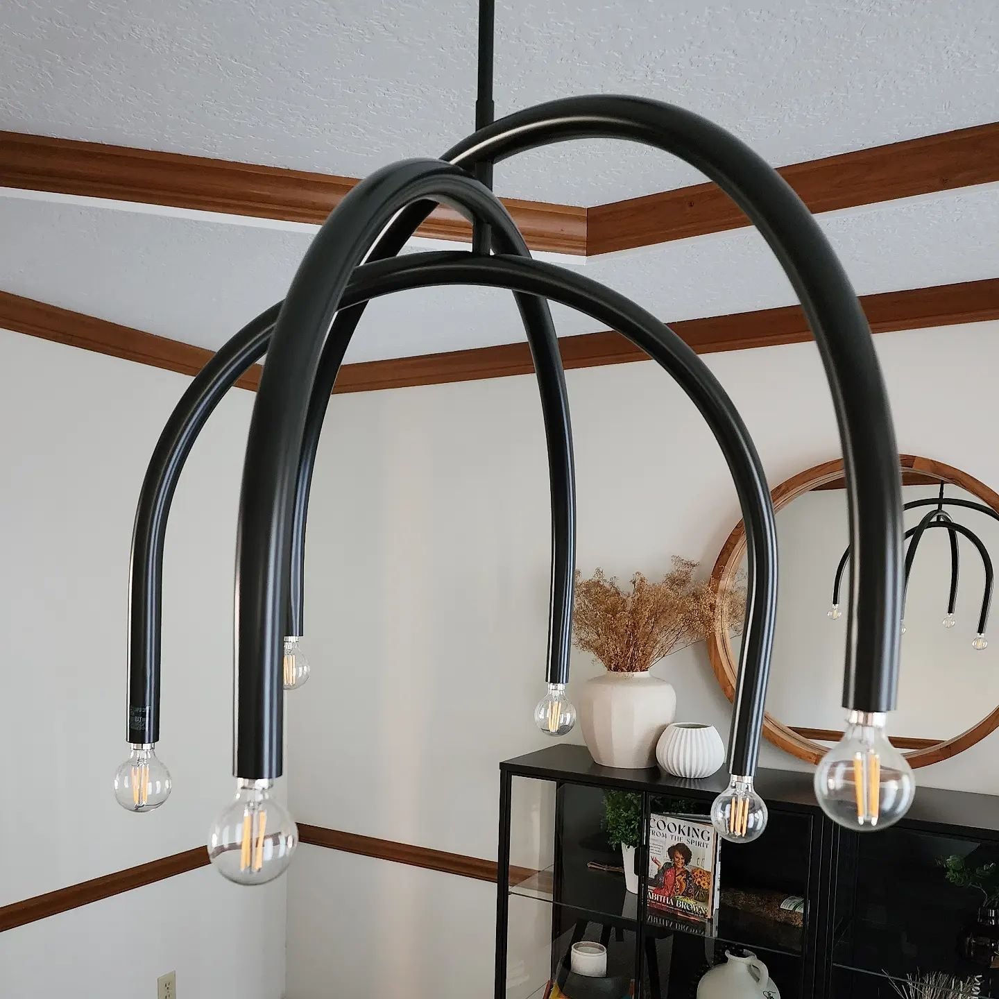 Freyza | Hadden Brass Chandelier Brass Chandelier – Dining Room Living Room