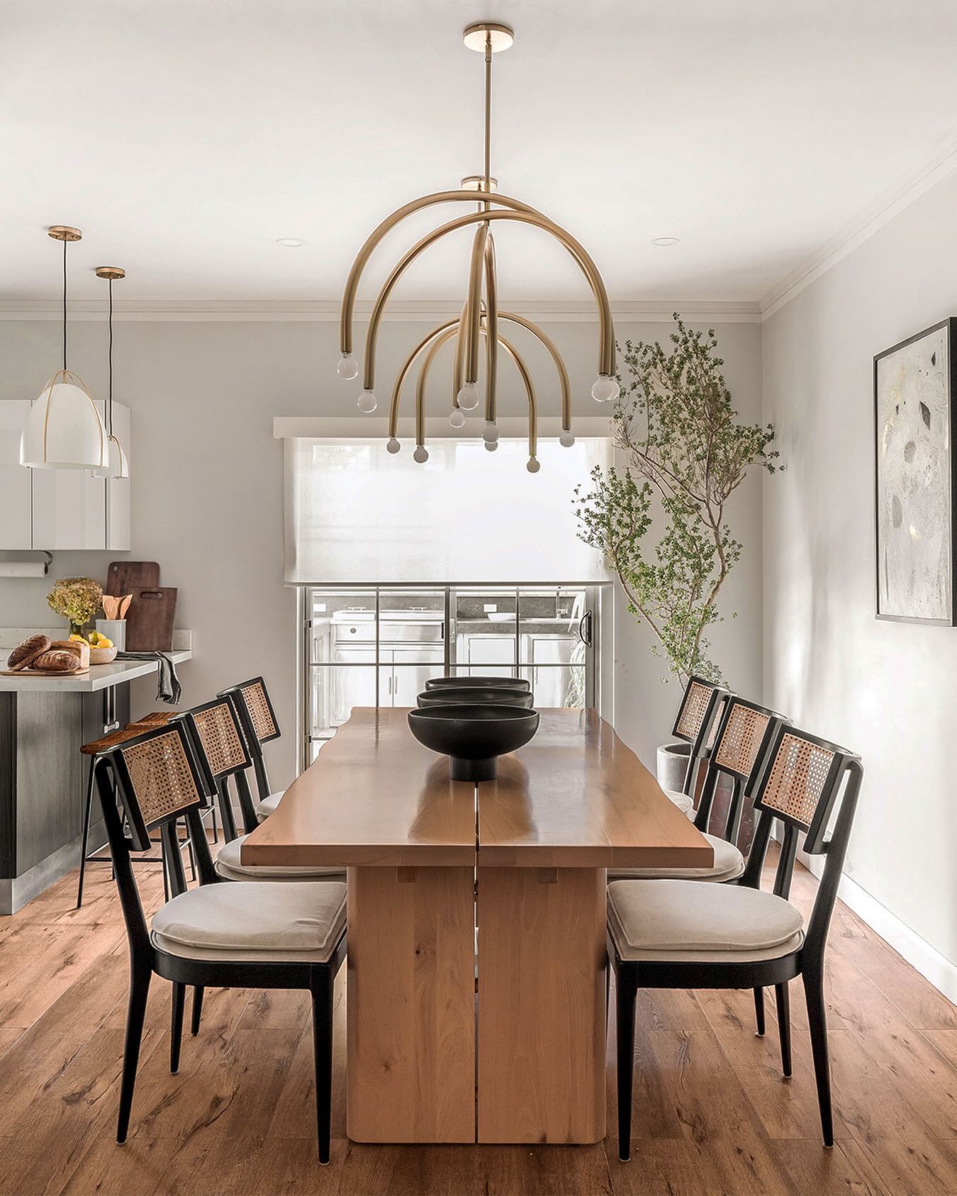 Freyza | Hadden Brass Chandelier Brass Chandelier – Dining Room Living Room