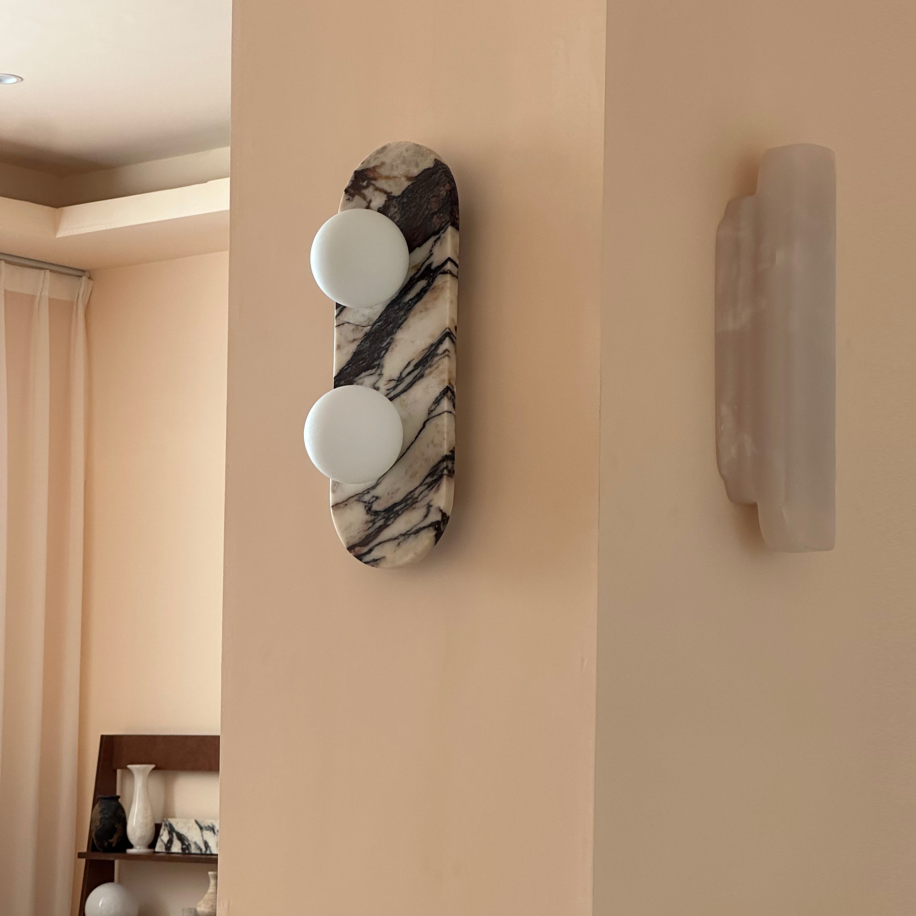 Freyza | Applique murale moderne en marbre élégante Alvuvyo – Chambre et couloir modernes