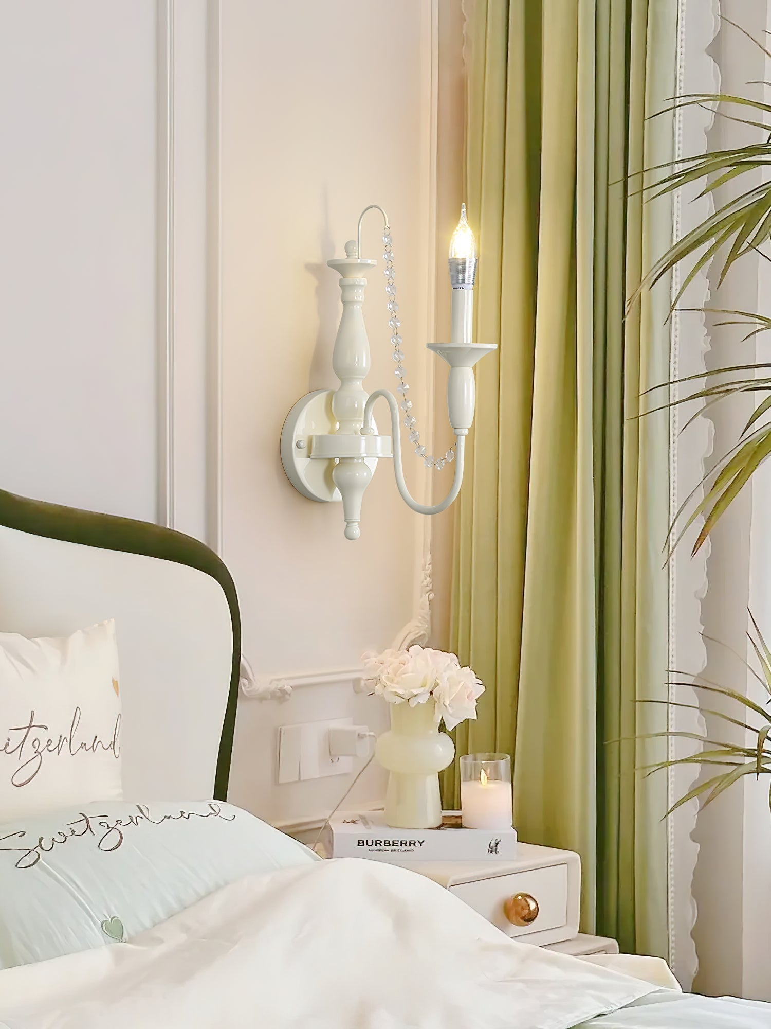 Freyza | Jarnbruvys Traditional Candle Crystal Wall Light – Traditional Bedroom Hallway