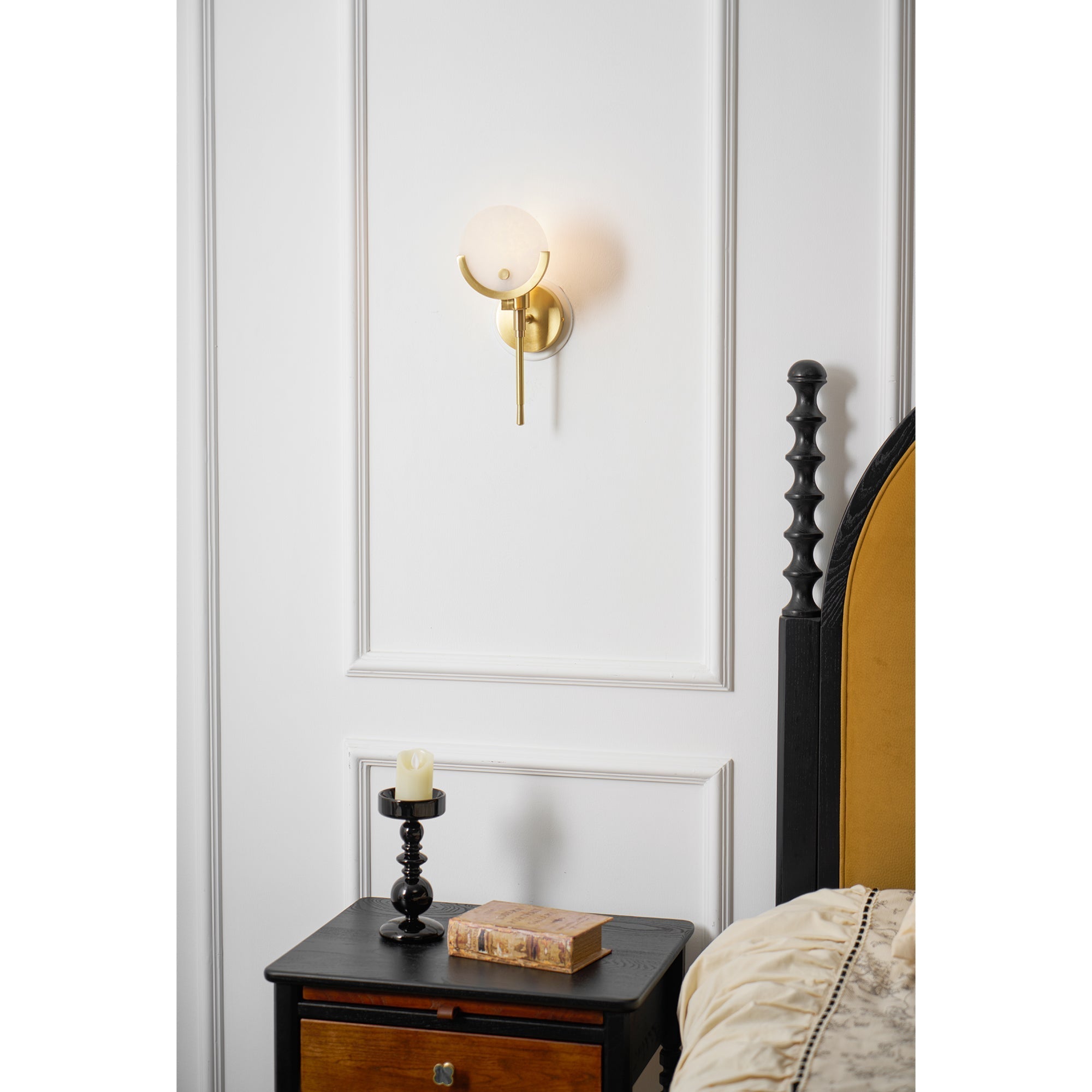 Freyza | Ljomuvyo Wandleuchte aus Messing und Alabaster – Schlafzimmer, Flur