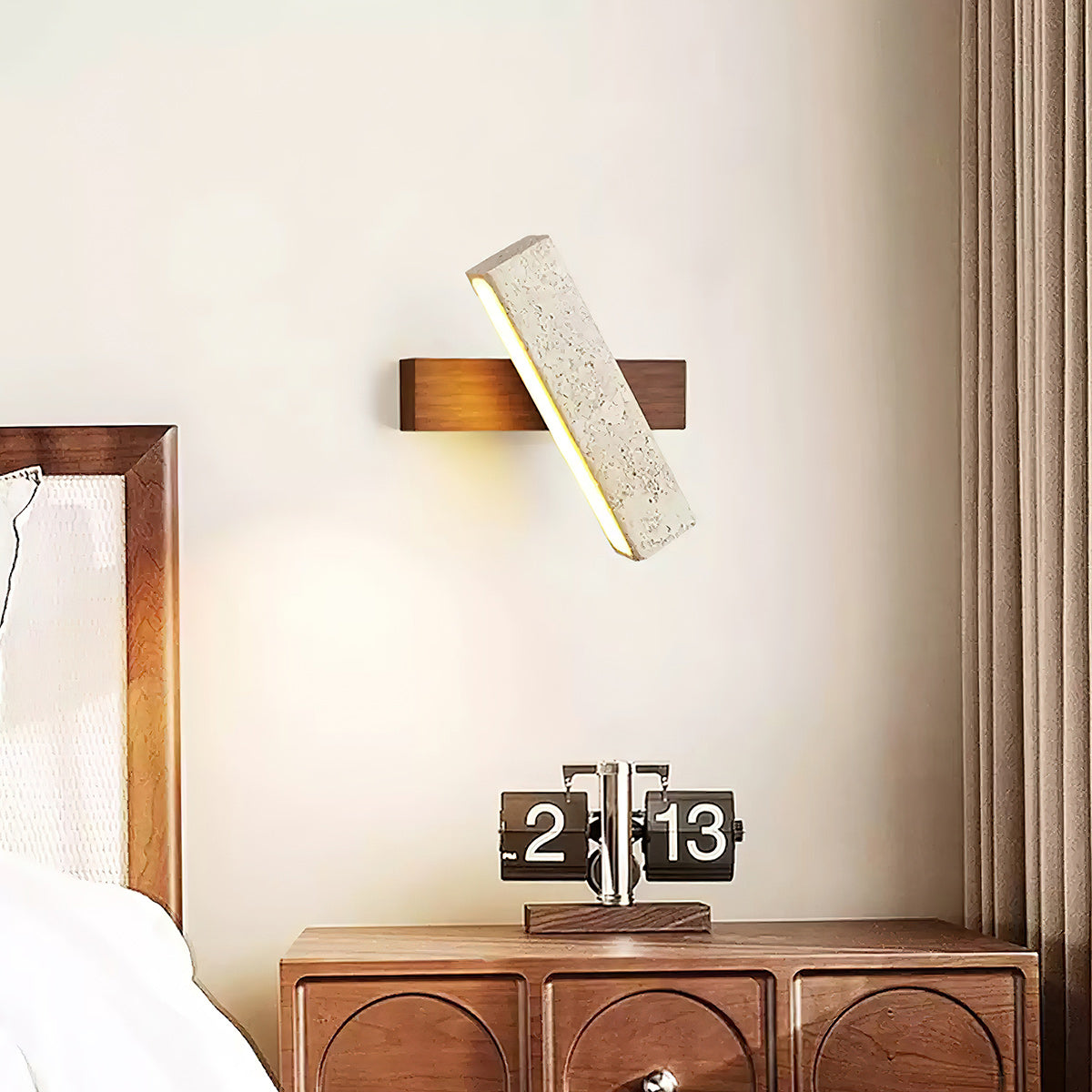 Freyza | Ostruvyo Linear Walnut Wall Light – Bedroom Hallway