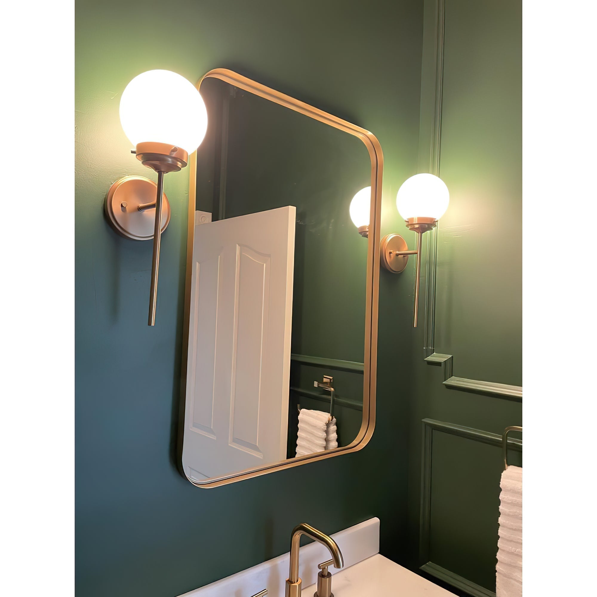 Freyza | Waegnuvyh Wandleuchte aus Messing und Glas – Schlafzimmer, Flur