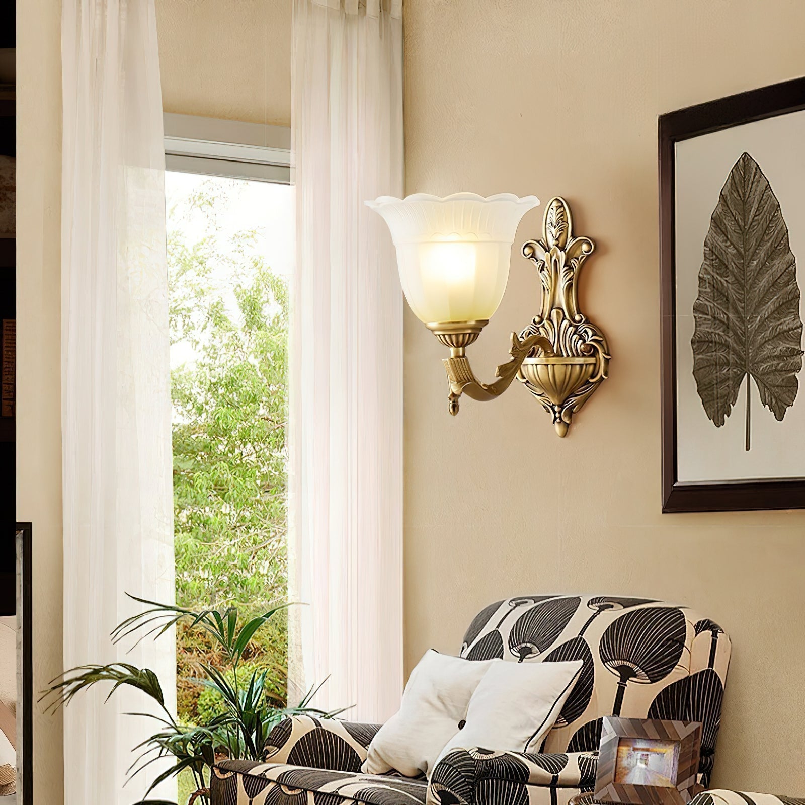 Freyza | Sifuvyd Luxury Flower Brass Glass Wall Light – Bedroom Hallway
