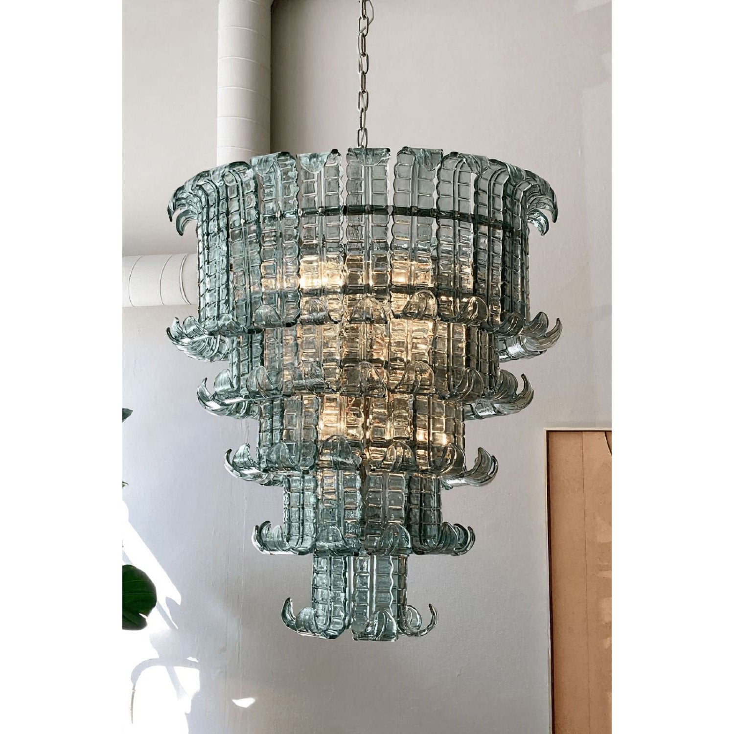 Freyza | Postmoderner luxuriöser Kronleuchter aus Aether-Glas – modernes Esszimmer, Wohnzimmer