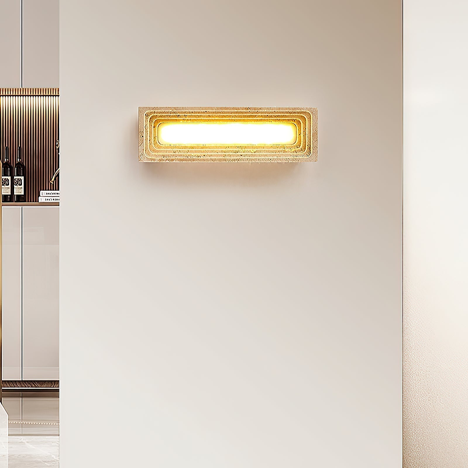 Freyza | Applique murale Siliq en travertin beige – chambre, couloir