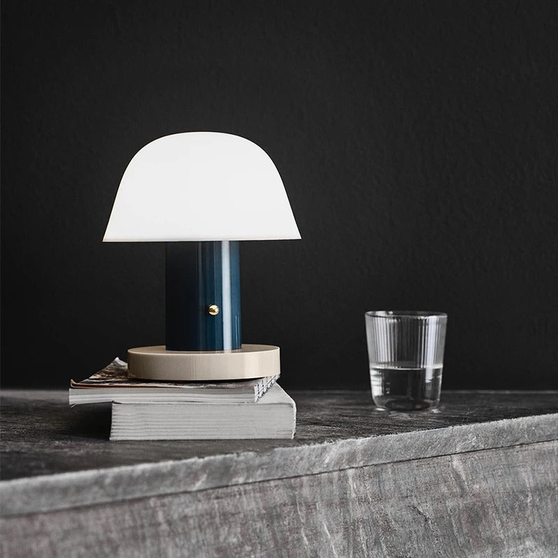Bruma | Elegant Minimalist Glass Table Lamp for Modern Spaces 4