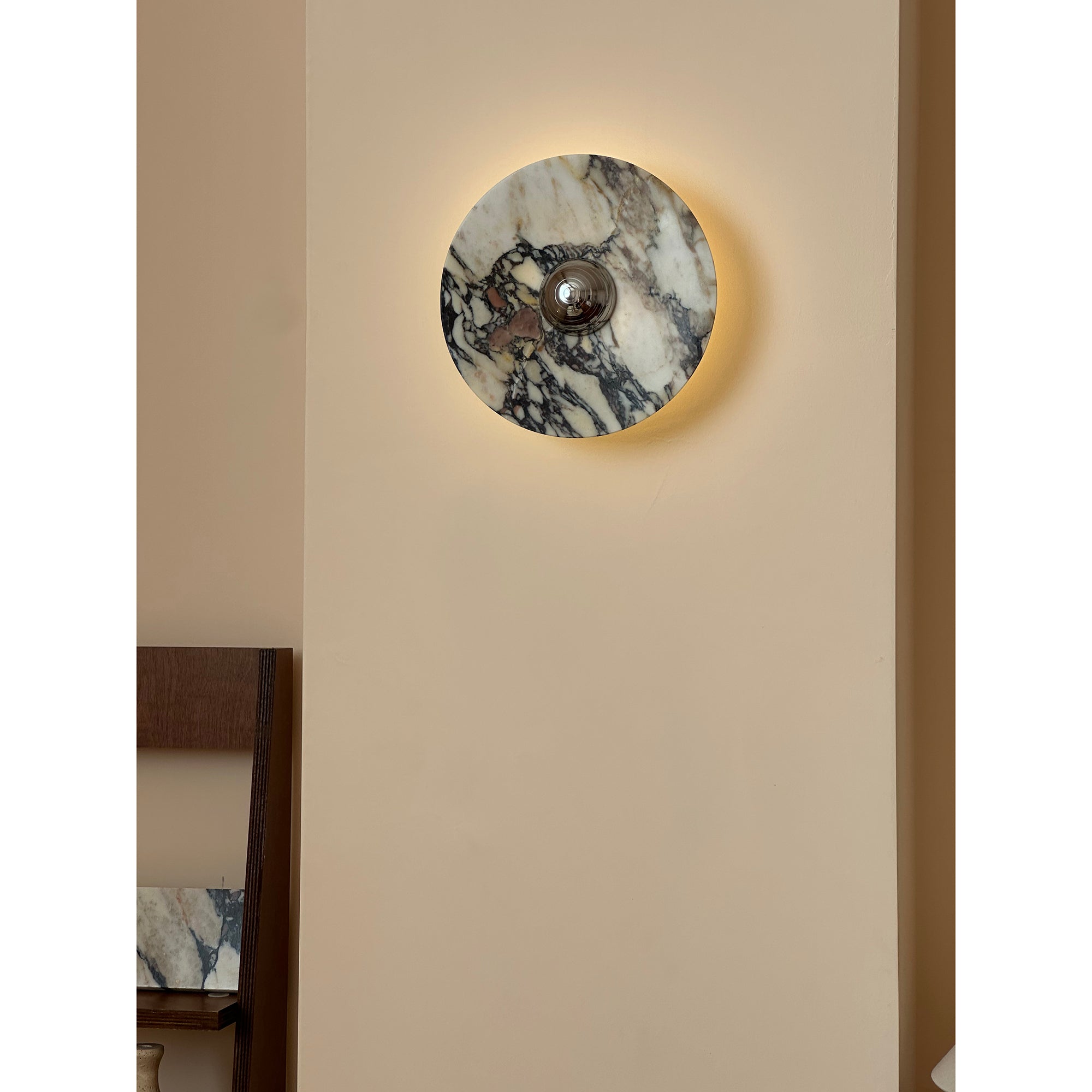 Freyza | Alter Round Marble Marble Wall Light – Bedroom Hallway