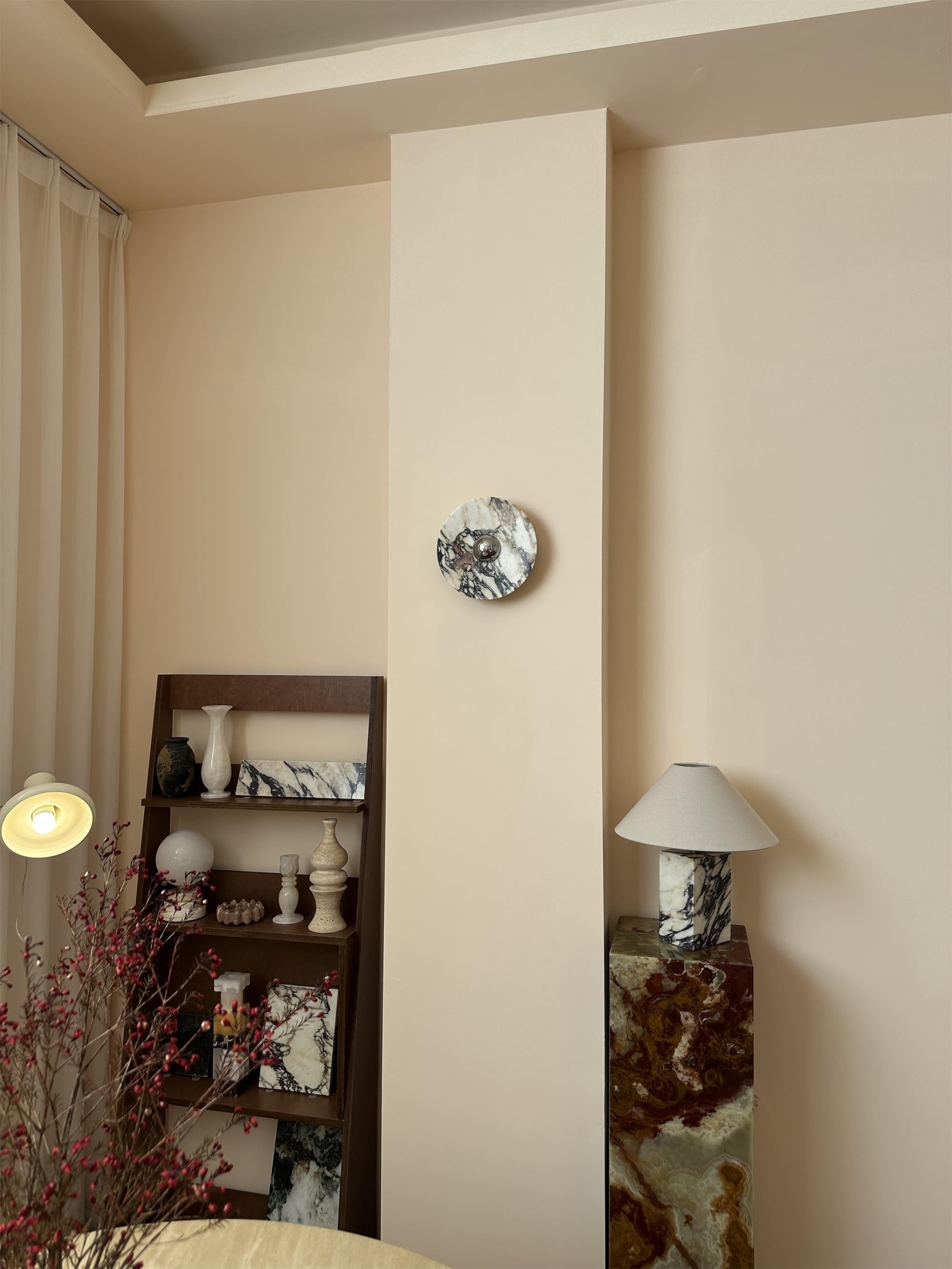 Freyza | Alter Round Marble Marble Wall Light – Bedroom Hallway