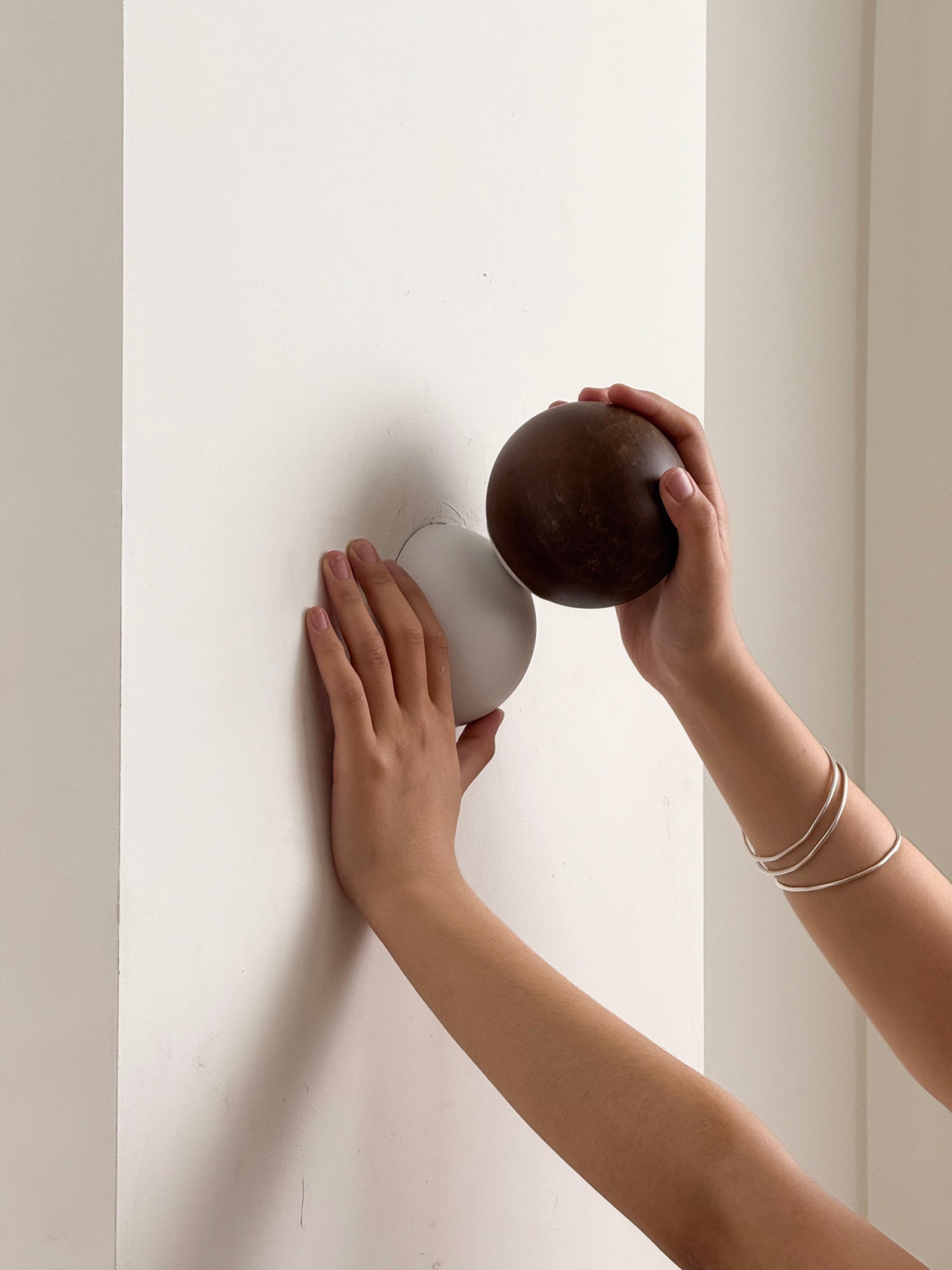 Freyza | Arca Eclipse Marmor-Wandleuchte – Schlafzimmer, Flur
