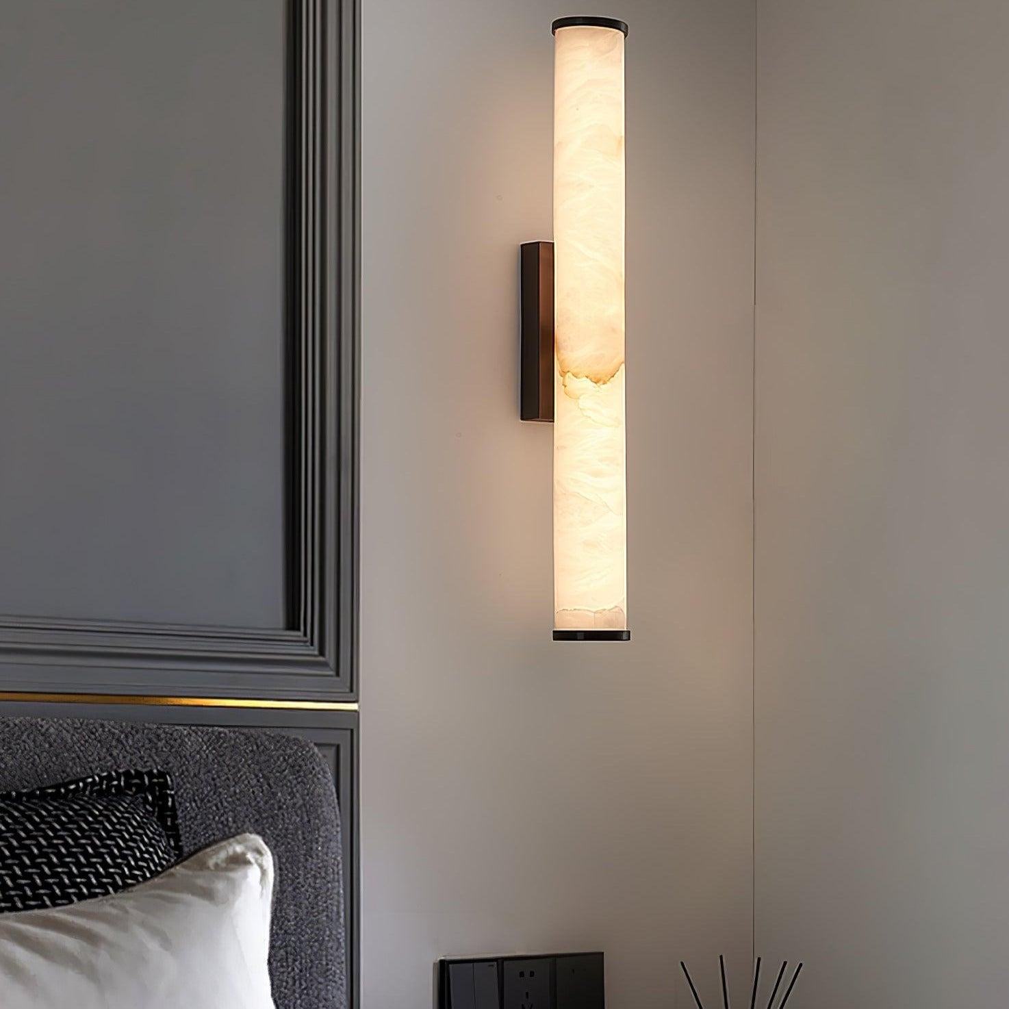 Freyza | Applique murale verticale d’intérieur Kristy couleur albâtre – chambre et salon
