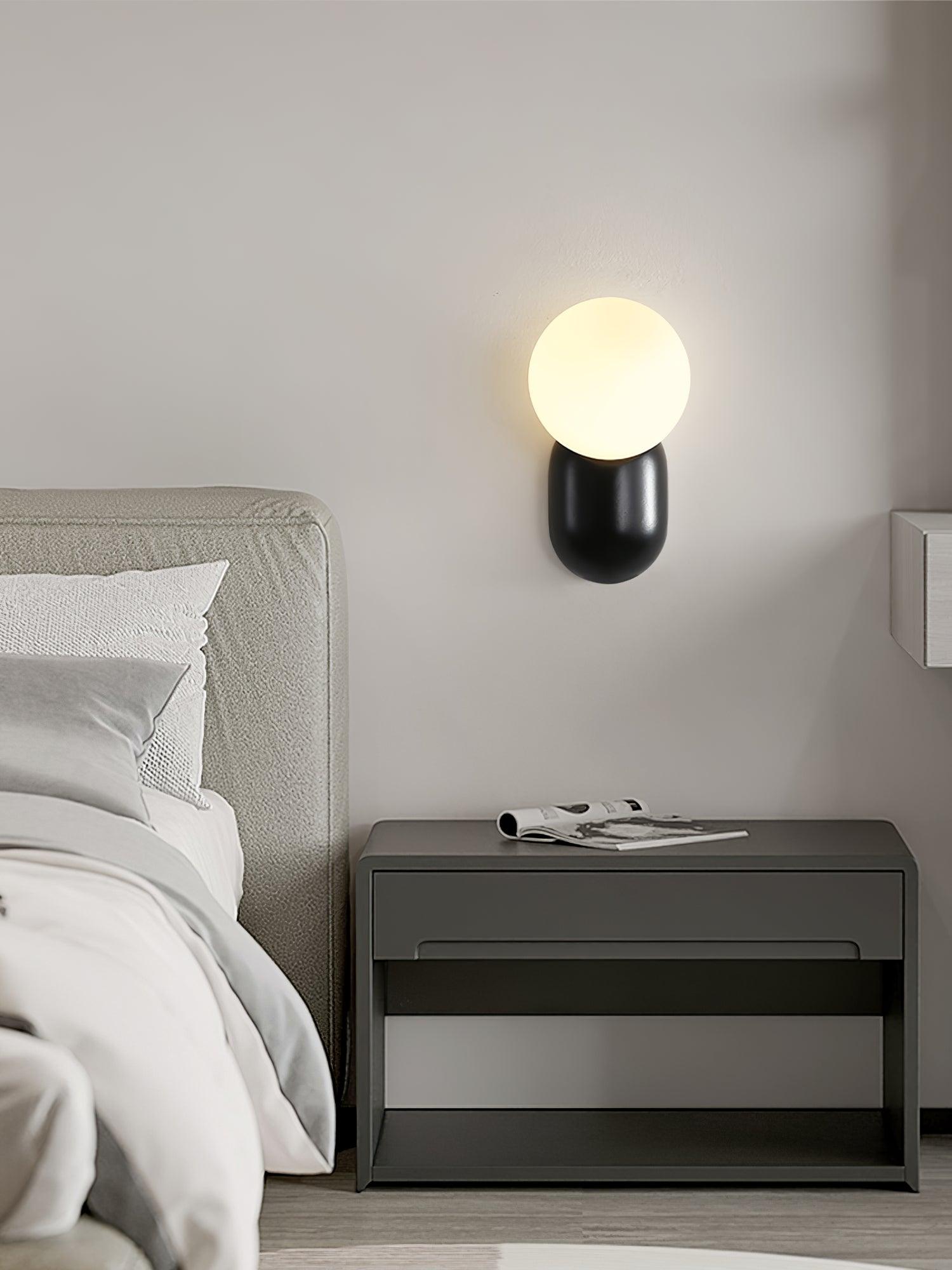 Freyza | Applique murale intérieure globe minimaliste Lunara – Chambre et salon minimalistes