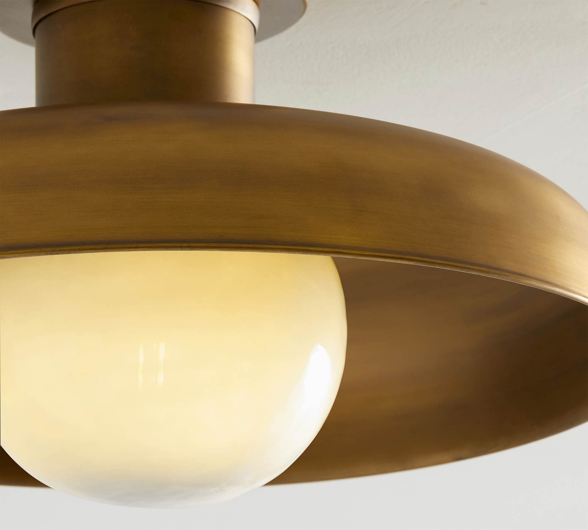 Freyza | Luminaire plafonnier semi-vitré Quasar Glass – Chambre, salon