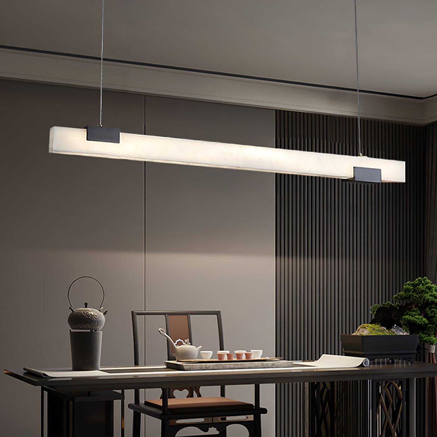 Freyza | Kaelen Minimalistische Pendelleuchte aus Alabaster – Minimalistische Küche und Esszimmer