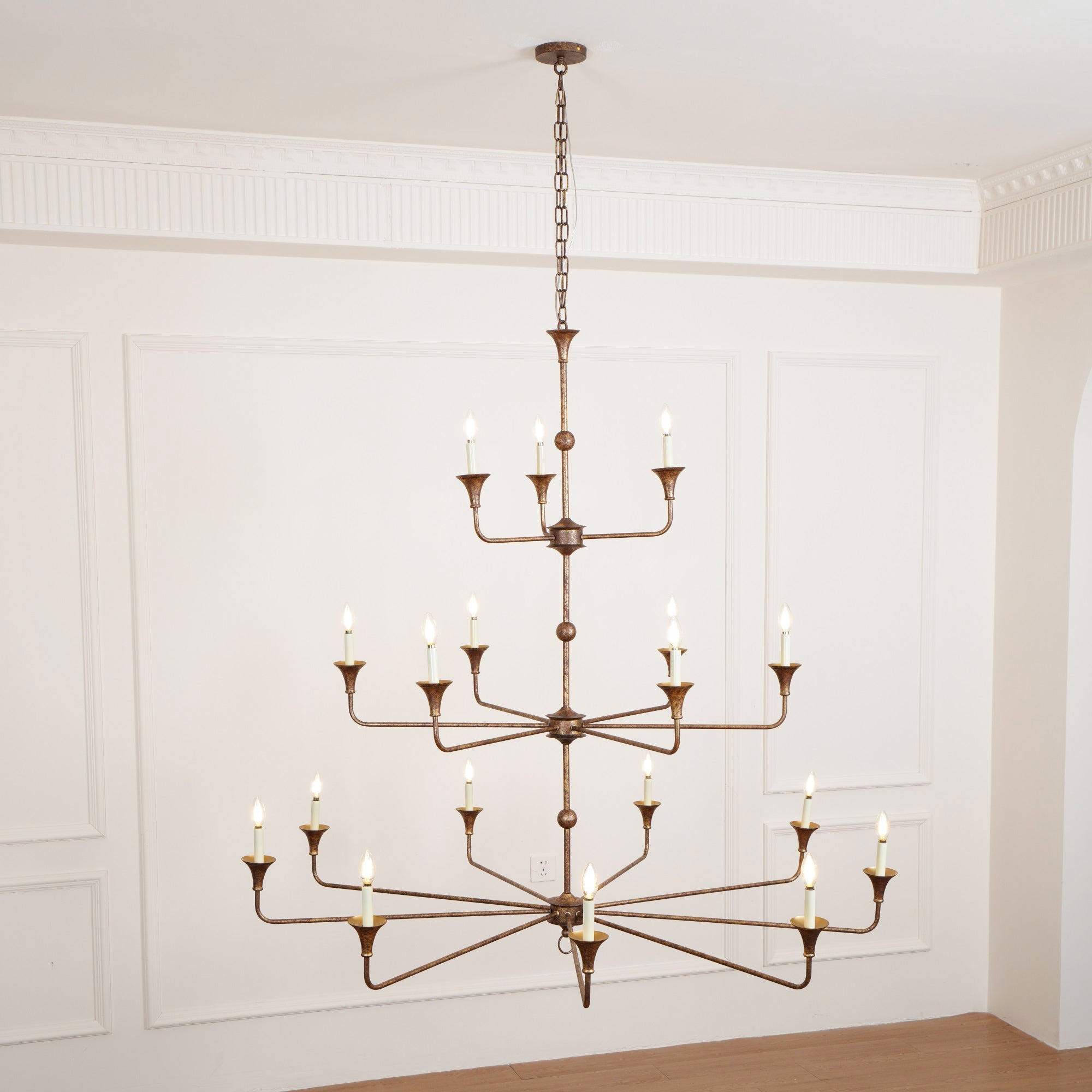 Freyza | Wisp Grande Vintage Bronze Chandelier – Industrial Dining Room Living Room