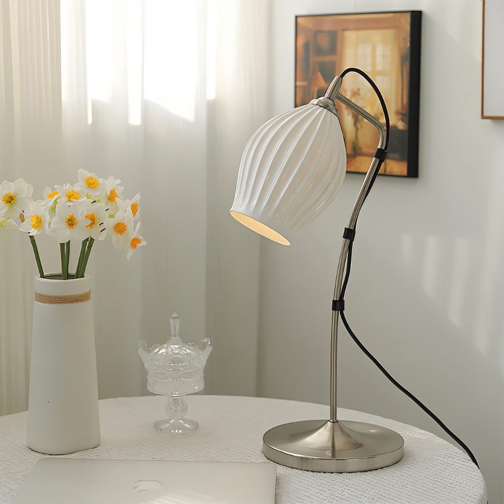 Ceramica | Elegant Ribbed Ceramic Table Lamp for Bedroom and Desk 2