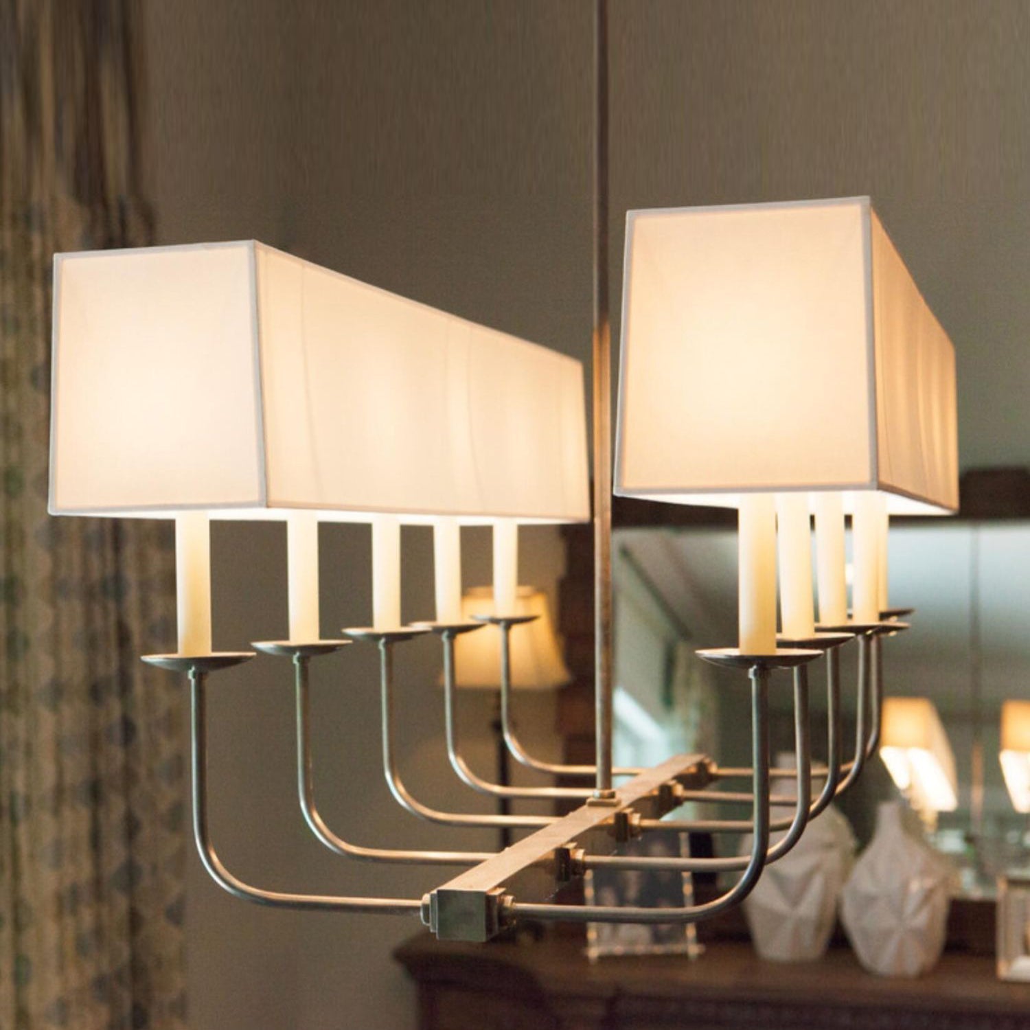 Freyza | Lineare Messing-Leuchte Beacon aus Messing und Stoff – Esszimmer, Wohnzimmer