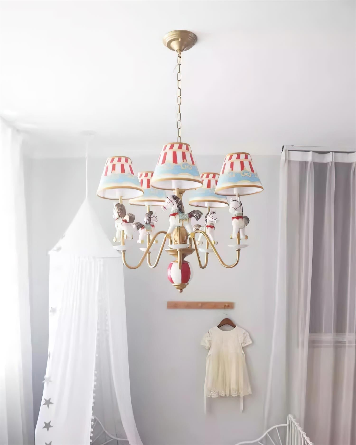 Lustre carrousel Freyza | Delfio – Salle à manger, salon