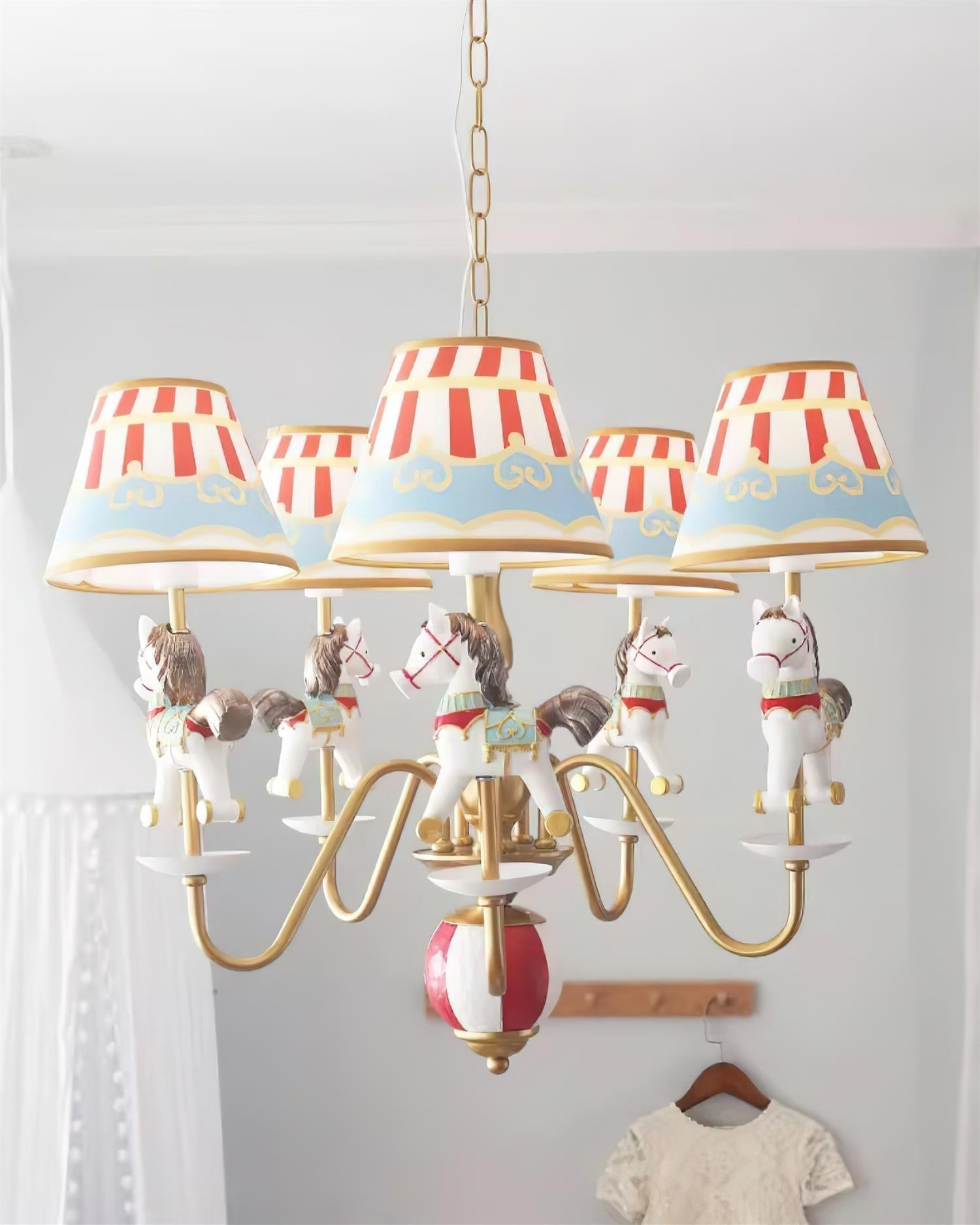 Lustre carrousel Freyza | Delfio – Salle à manger, salon
