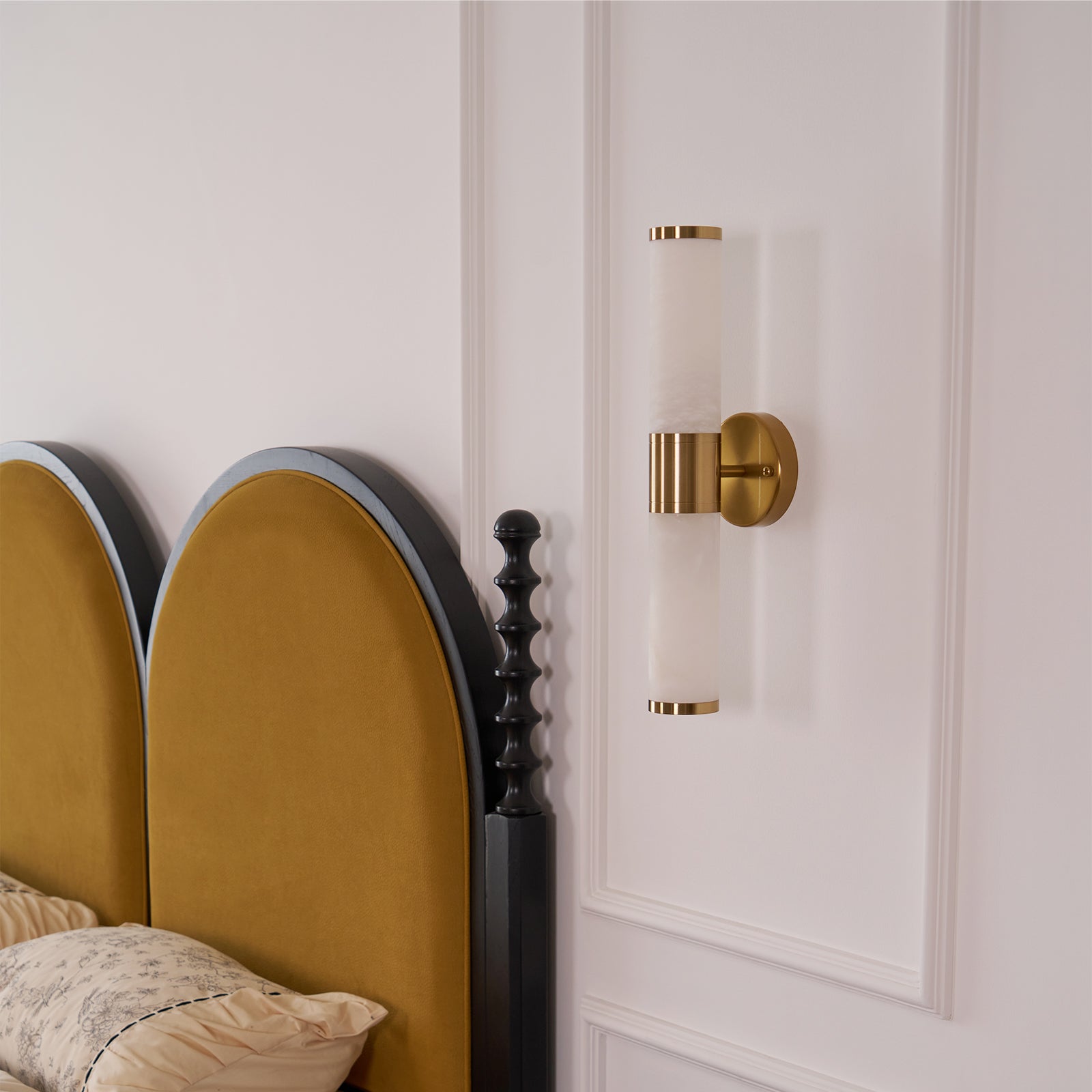 Freyza | Applique murale minimaliste en albâtre Kaia – Chambre et couloir minimalistes