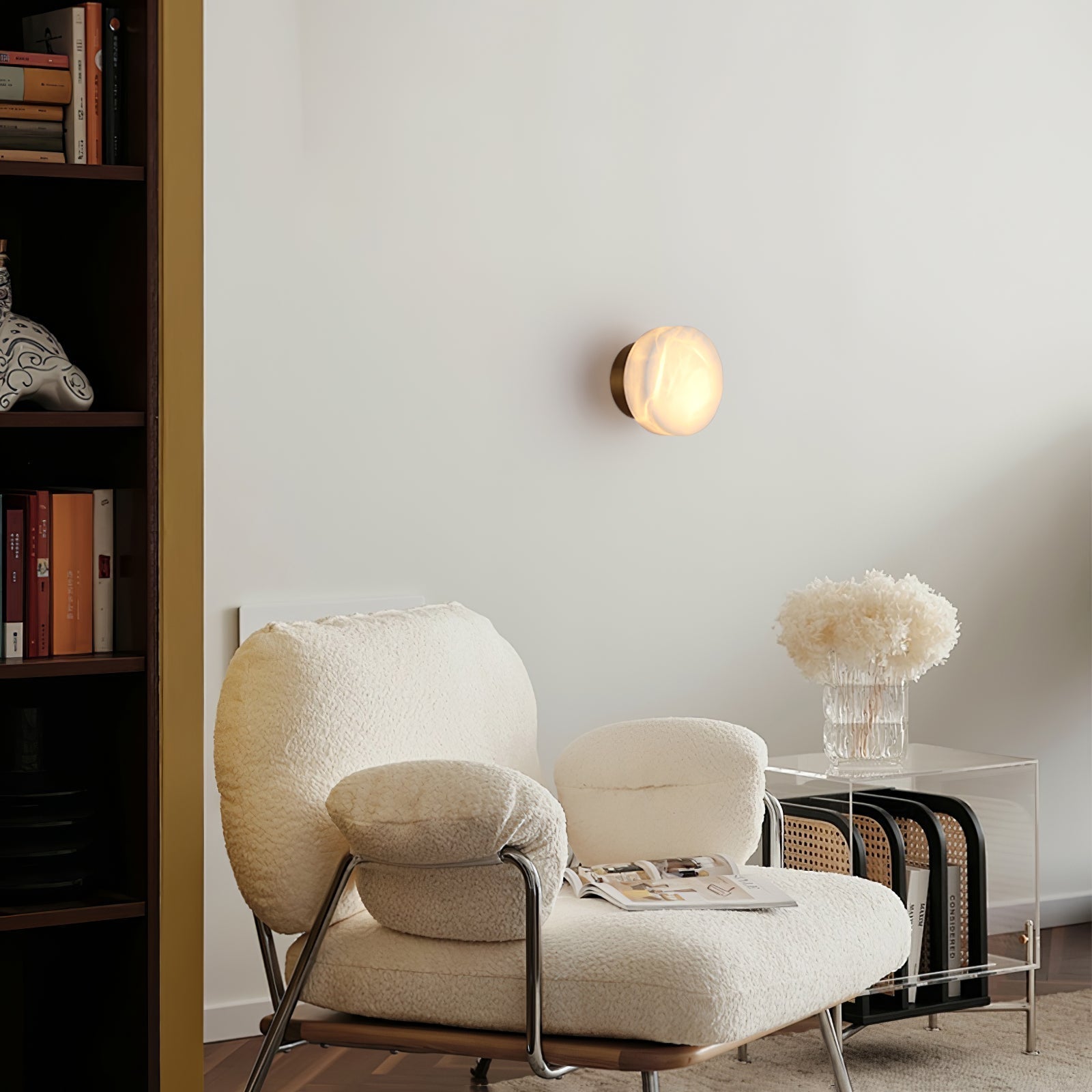 Freyza | Glim Brass Alabaster Brass Wall Light – Bedroom Hallway