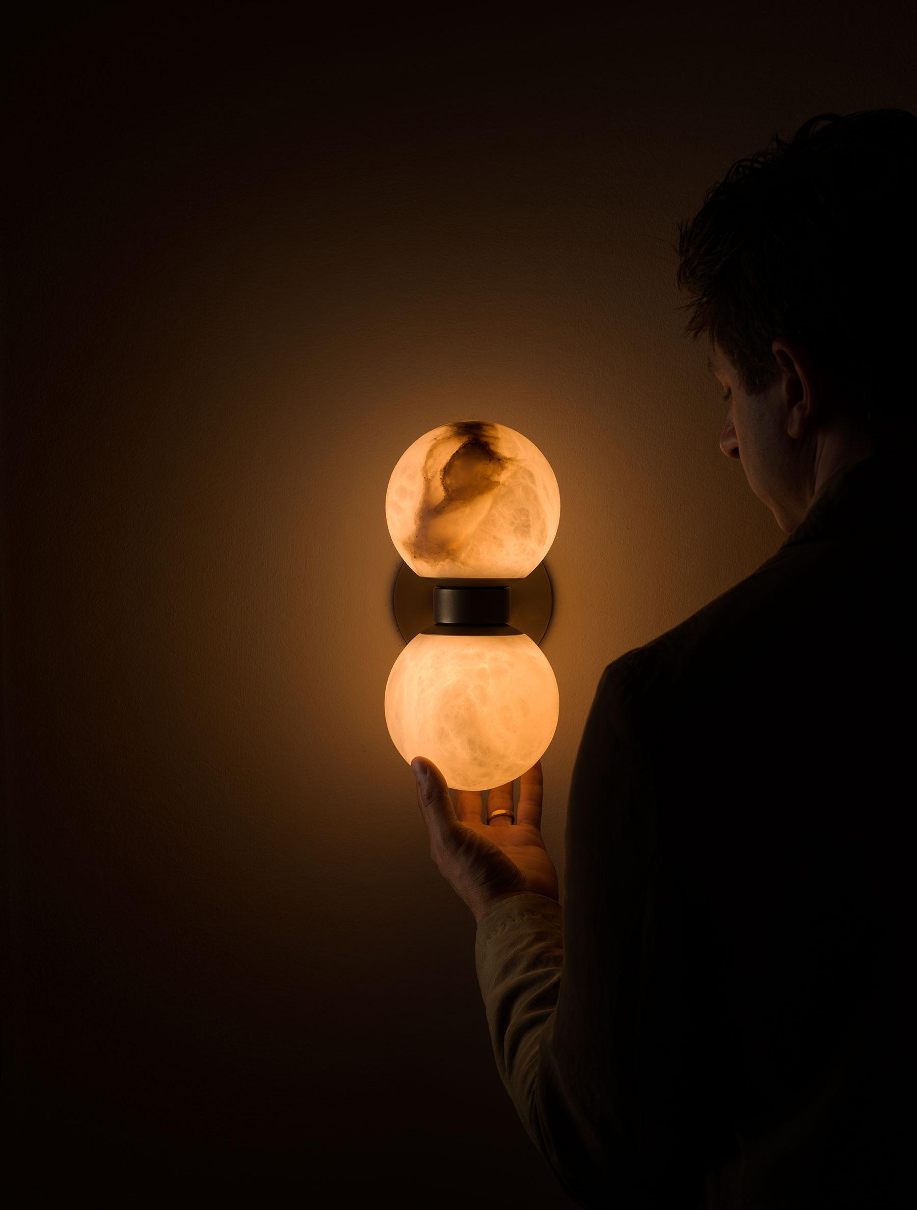 Freyza | Lush Globe Alabaster Wall Light – Bedroom Hallway