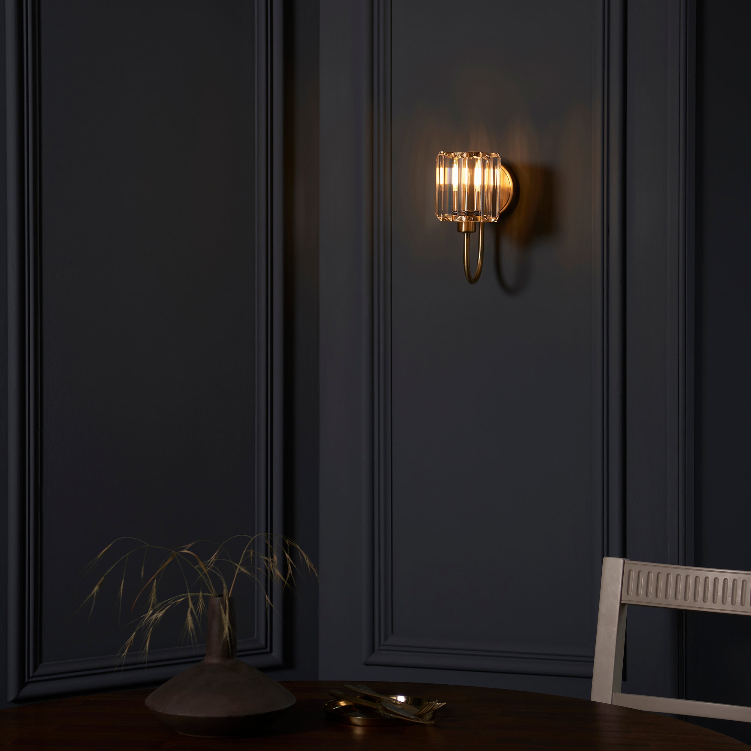 Elegant Wall Light | Antique Brass Sconce with Faceted Glass Shade | Timeless Design for Cozy Ambiance 3
