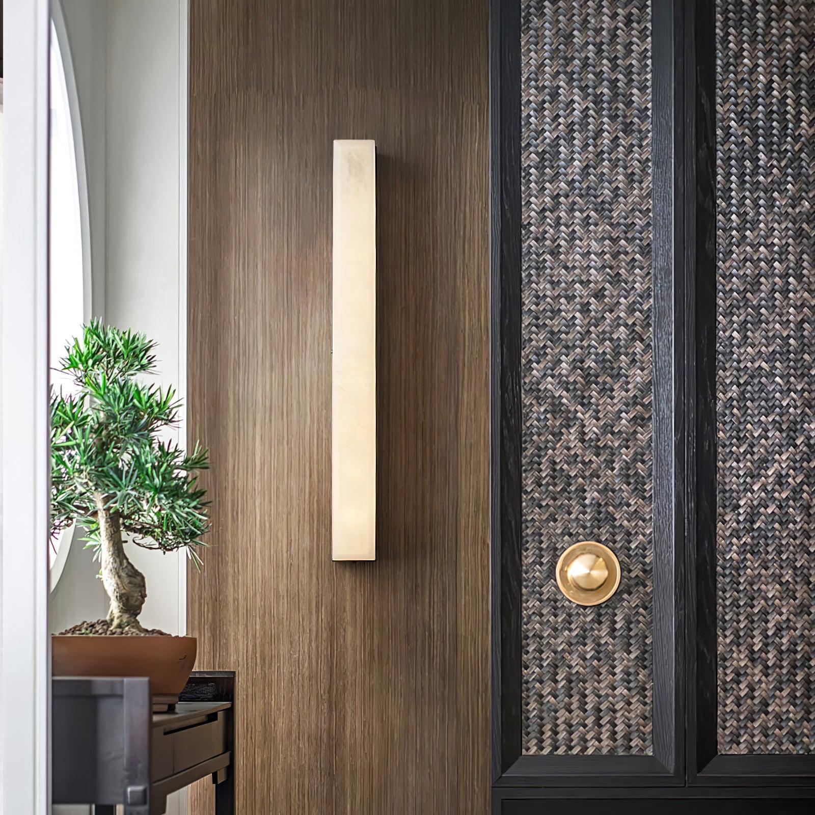 Freyza | Applique murale d’intérieur linéaire en laiton Kristy Brass – chambre et salon