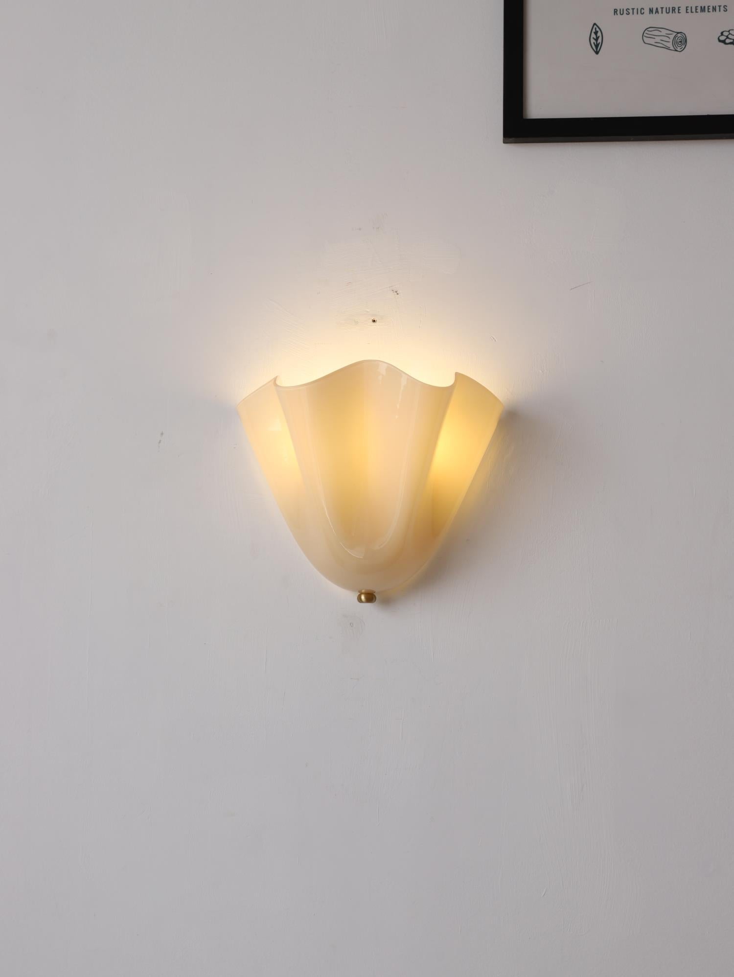 Freyza | Ulcarisra Glas-Wandleuchte – Schlafzimmer, Flur